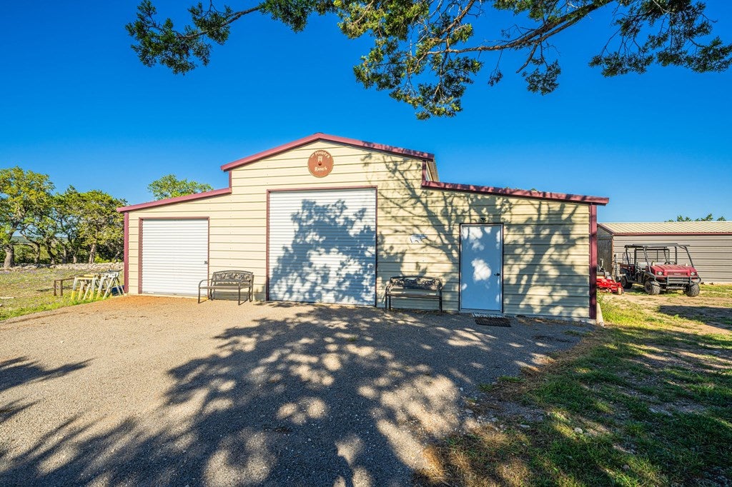 Kerrville, Texas, 78028, United States, 3 Bedrooms Bedrooms, ,4 BathroomsBathrooms,Residential,Active,1788488