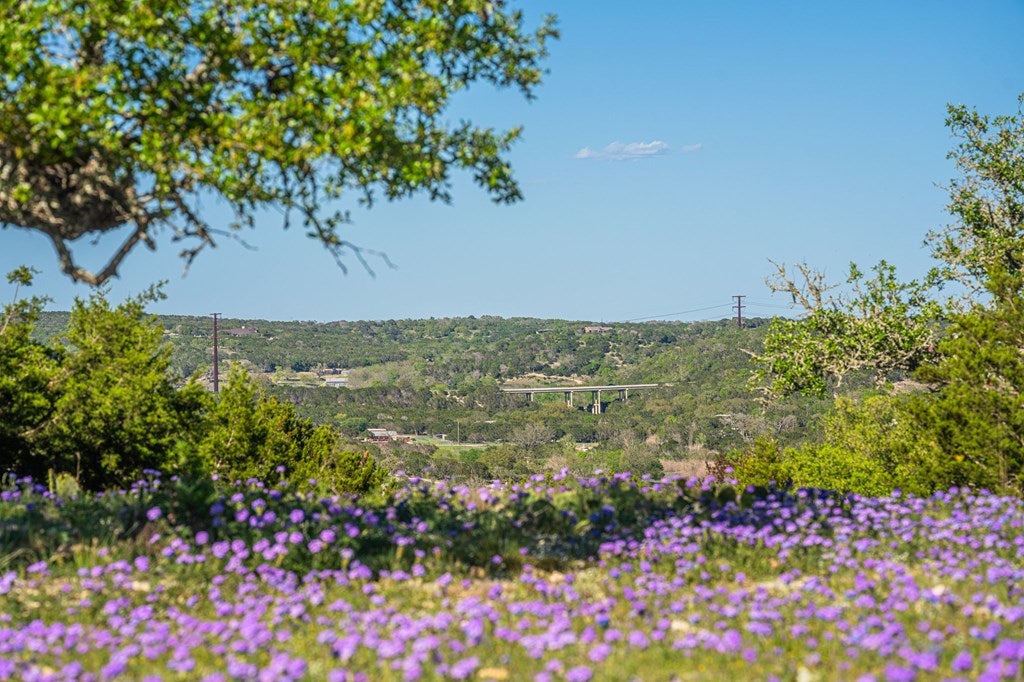 Kerrville, Texas, 78028, United States, 3 Bedrooms Bedrooms, ,4 BathroomsBathrooms,Residential,Active,1788488