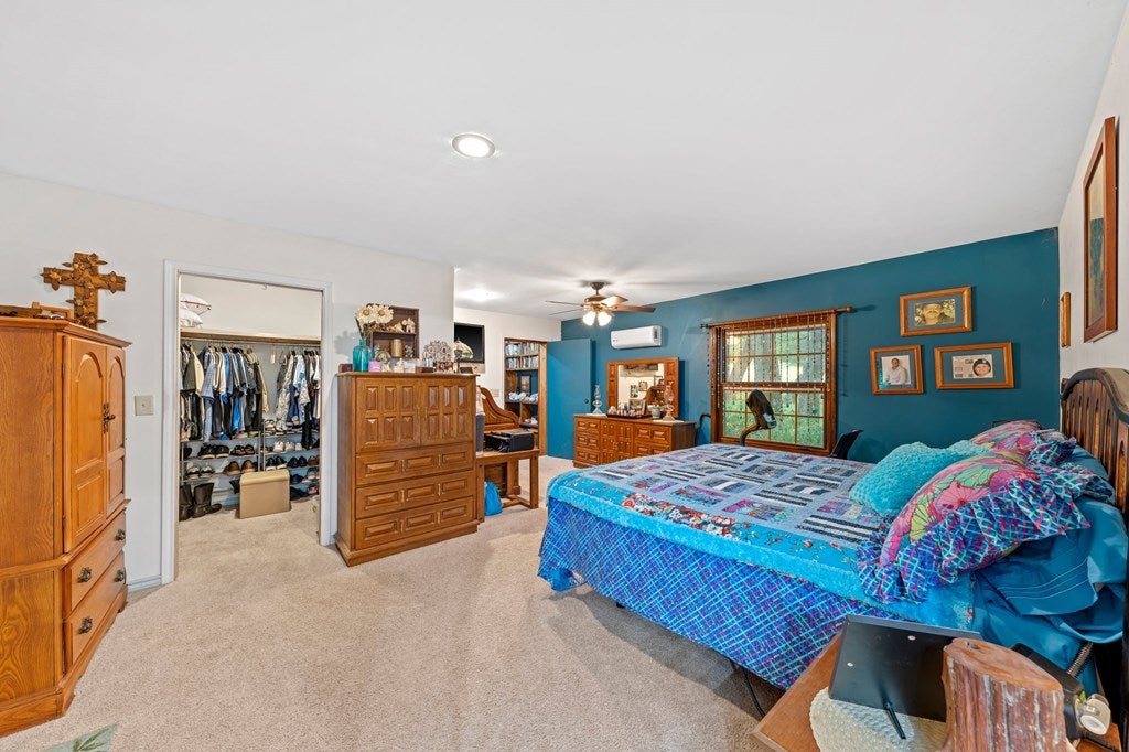 Kerrville, Texas, 78028, United States, 3 Bedrooms Bedrooms, ,2 BathroomsBathrooms,Residential,Active,1913035