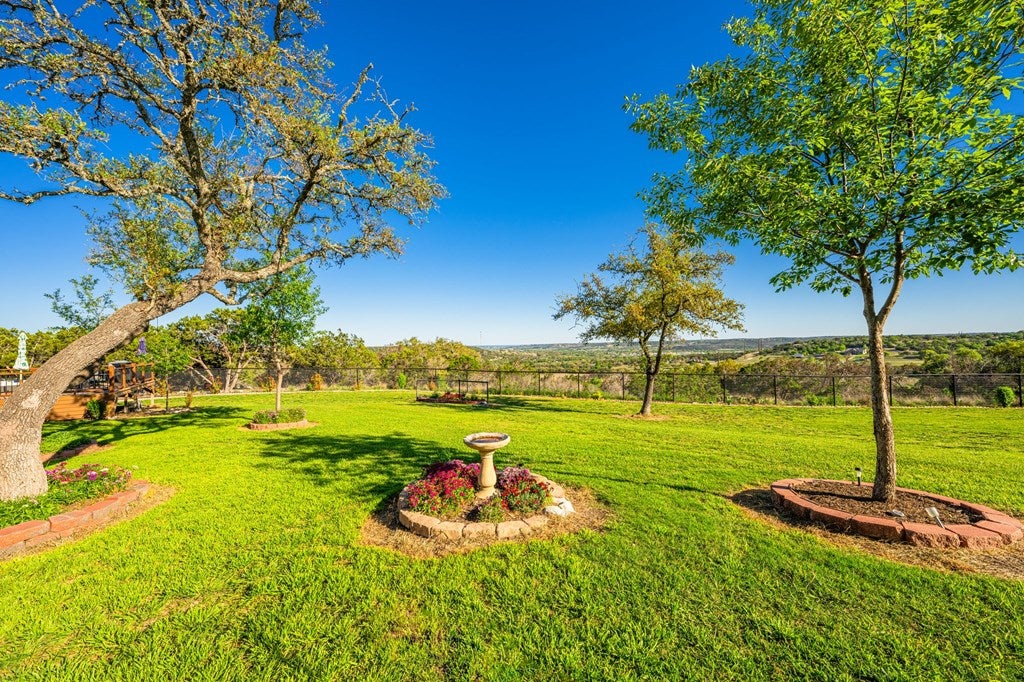 Kerrville, Texas, 78028, United States, 3 Bedrooms Bedrooms, ,4 BathroomsBathrooms,Residential,Active,1788552