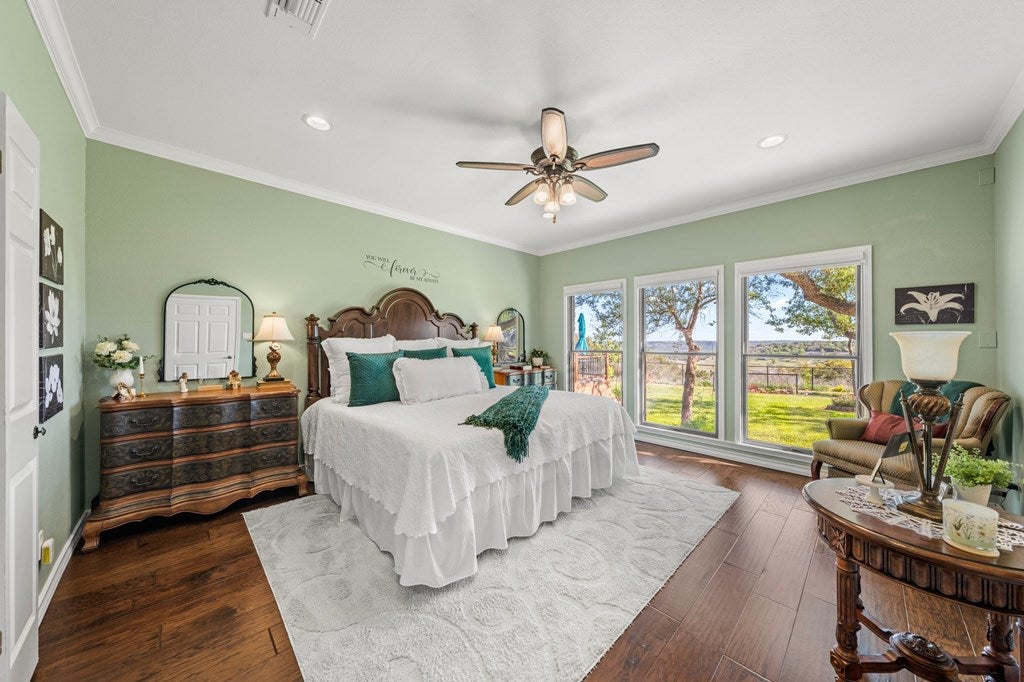 Kerrville, Texas, 78028, United States, 3 Bedrooms Bedrooms, ,4 BathroomsBathrooms,Residential,Active,1788488