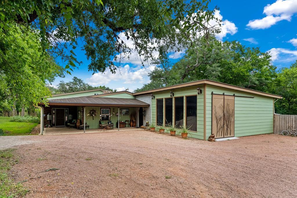 Kerrville, Texas, 78028, United States, 3 Bedrooms Bedrooms, ,2 BathroomsBathrooms,Residential,Active,1913035