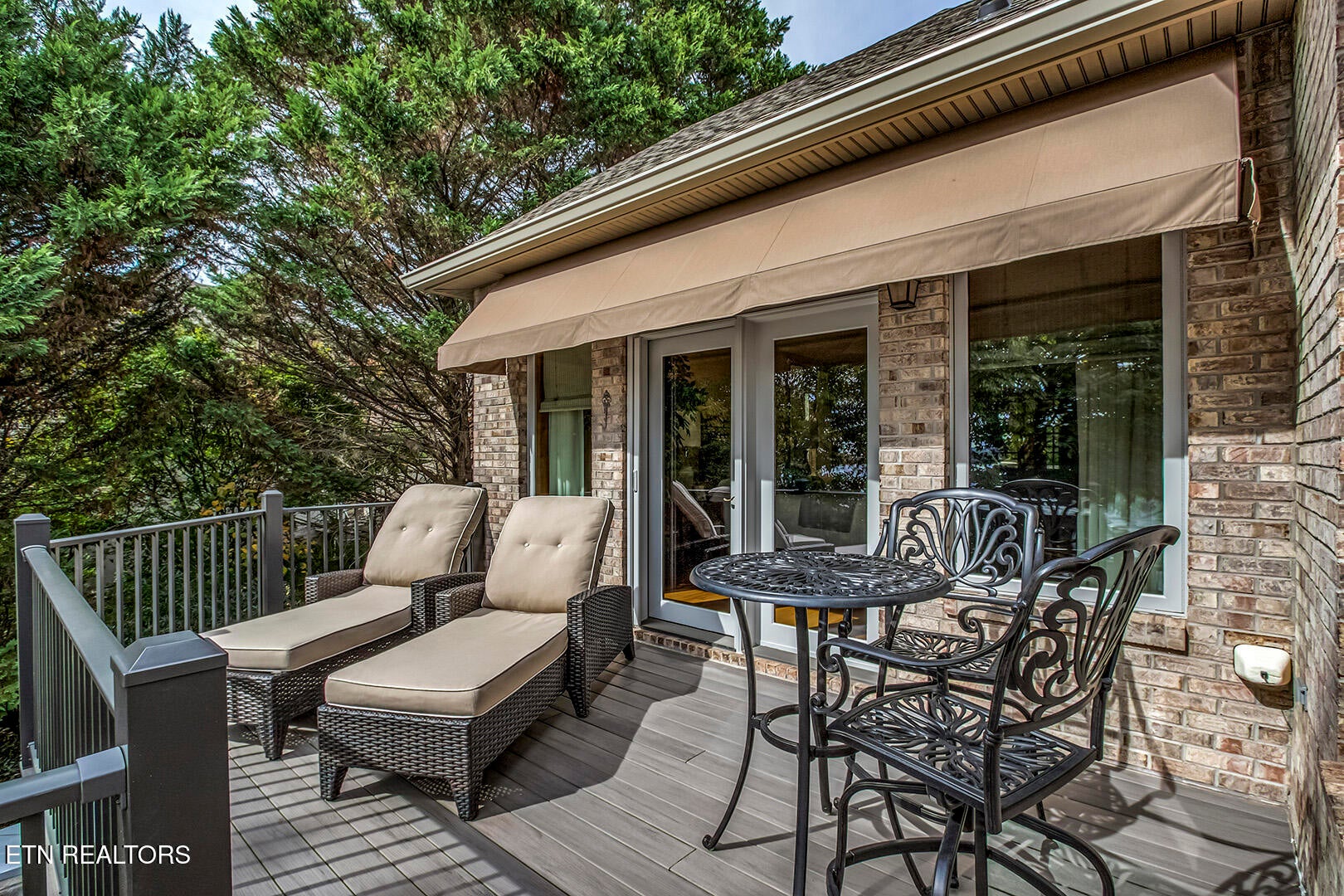 Vonore, Tennessee, 37885, United States, 5 Bedrooms Bedrooms, ,5 BathroomsBathrooms,Residential,Active,1973331