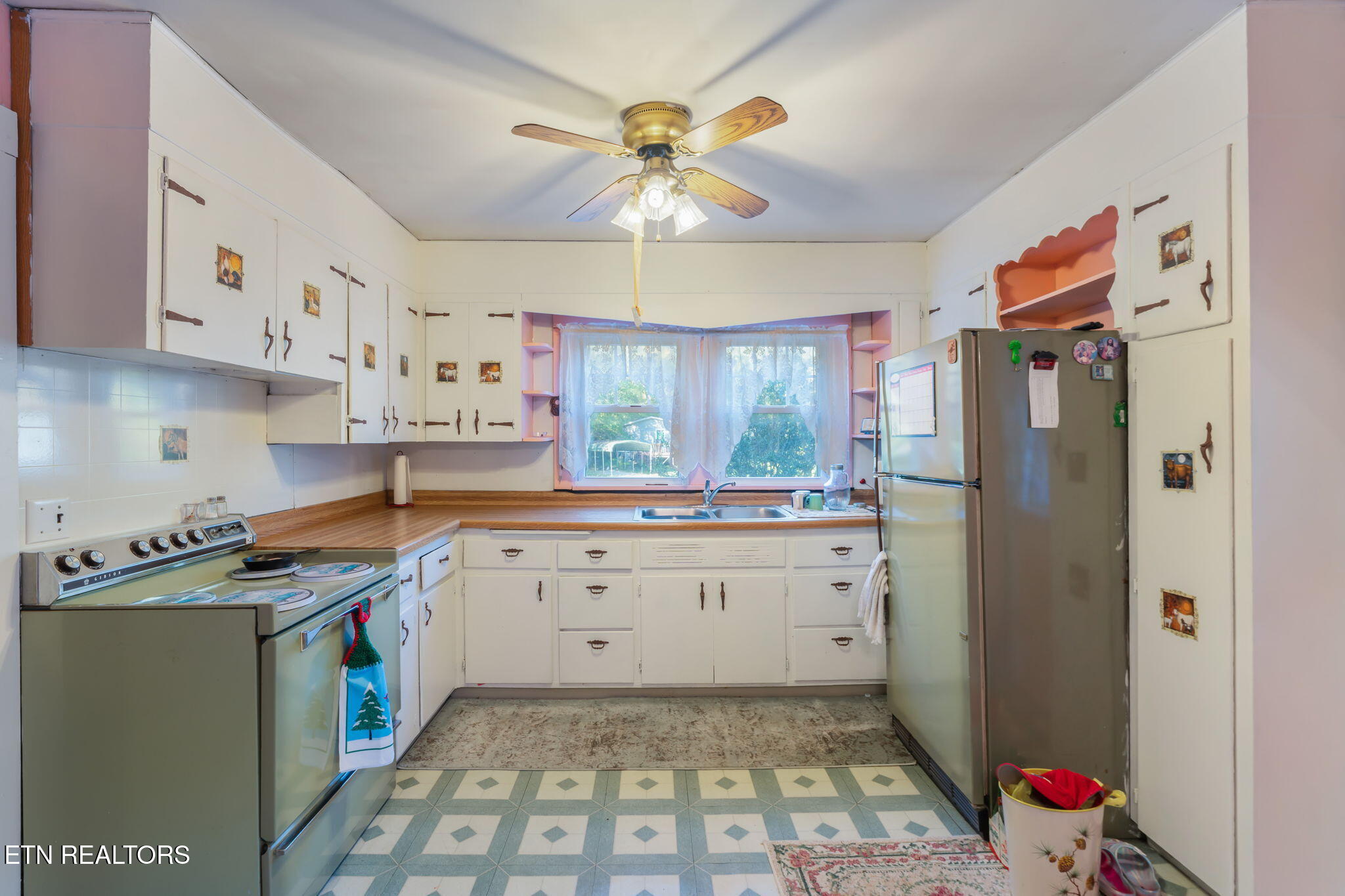 Seymour, Tennessee, 37865, United States, 2 Bedrooms Bedrooms, ,2 BathroomsBathrooms,Residential,Active,1966023