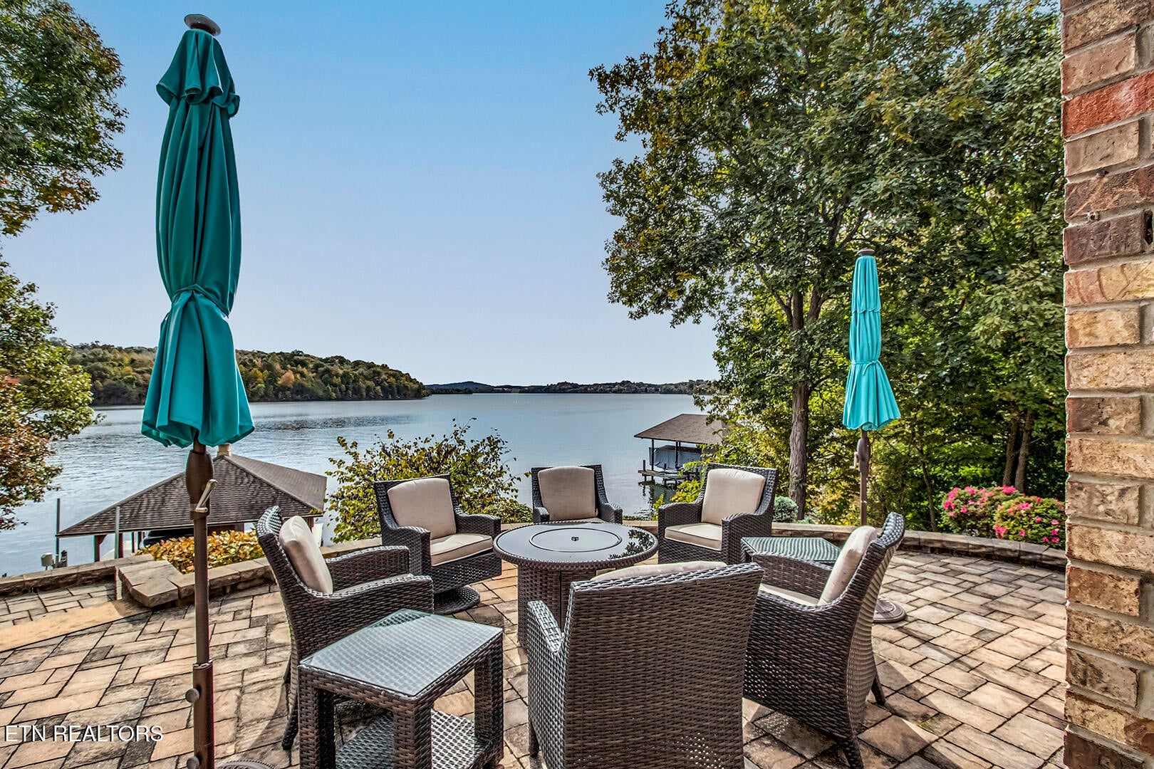 Vonore, Tennessee, 37885, United States, 5 Bedrooms Bedrooms, ,5 BathroomsBathrooms,Residential,Active,1973331