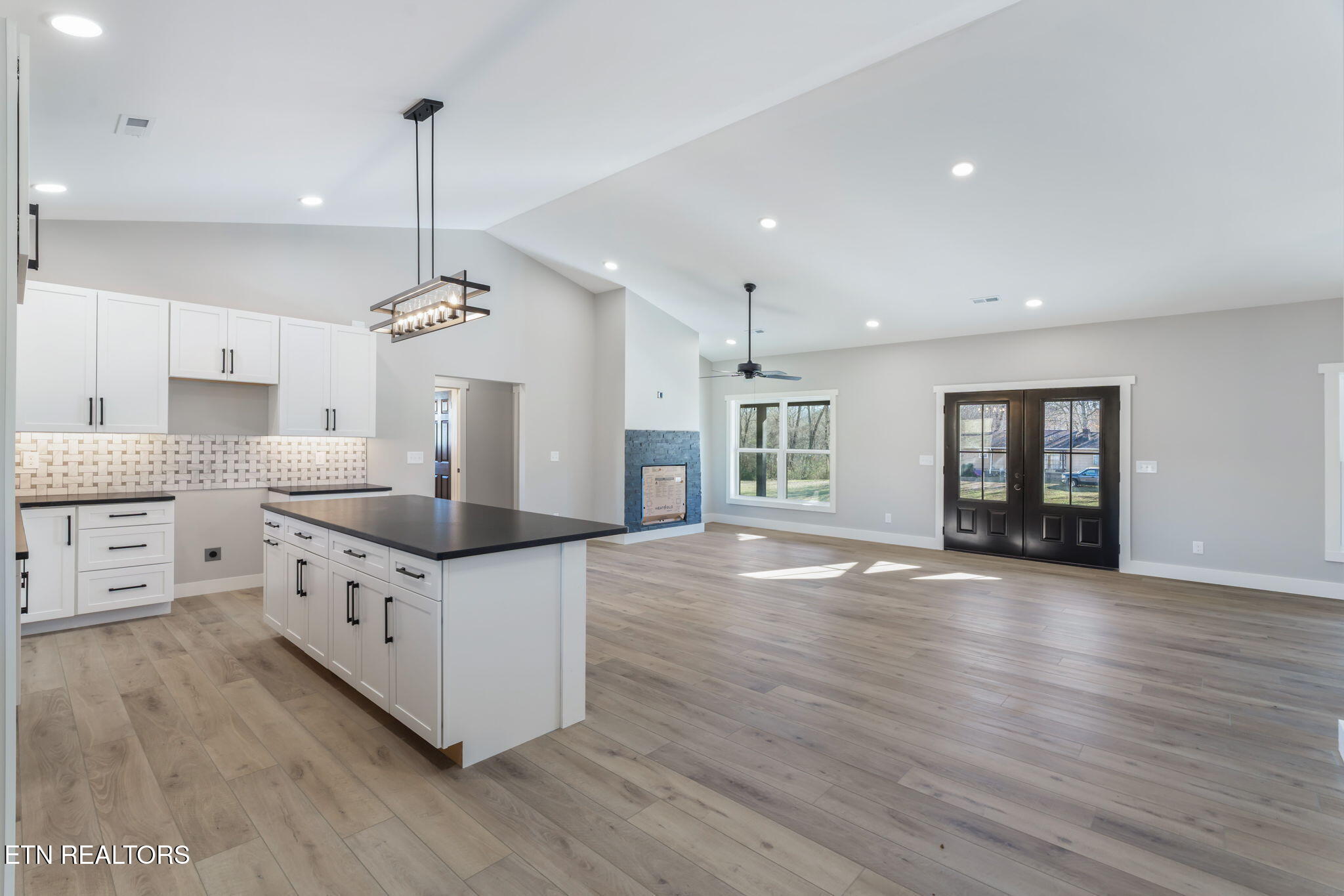 Strawberry Plains, Tennessee, 37871, United States, 3 Bedrooms Bedrooms, ,2 BathroomsBathrooms,Residential,Active,2007043