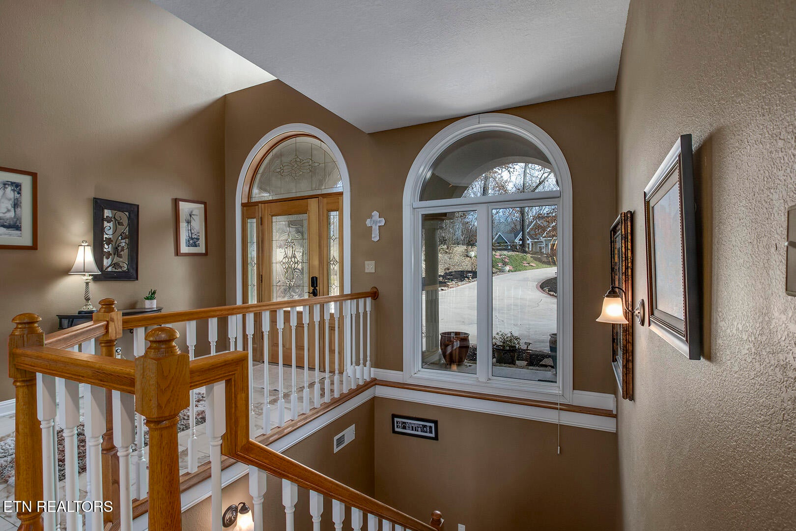 Loudon, Tennessee, 37774, United States, 4 Bedrooms Bedrooms, ,5 BathroomsBathrooms,Residential,Active,2015473