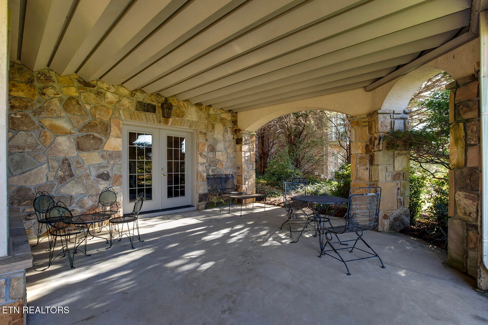 Vonore, Tennessee, 37885, United States, ,4 BathroomsBathrooms,Residential,Active,1731286