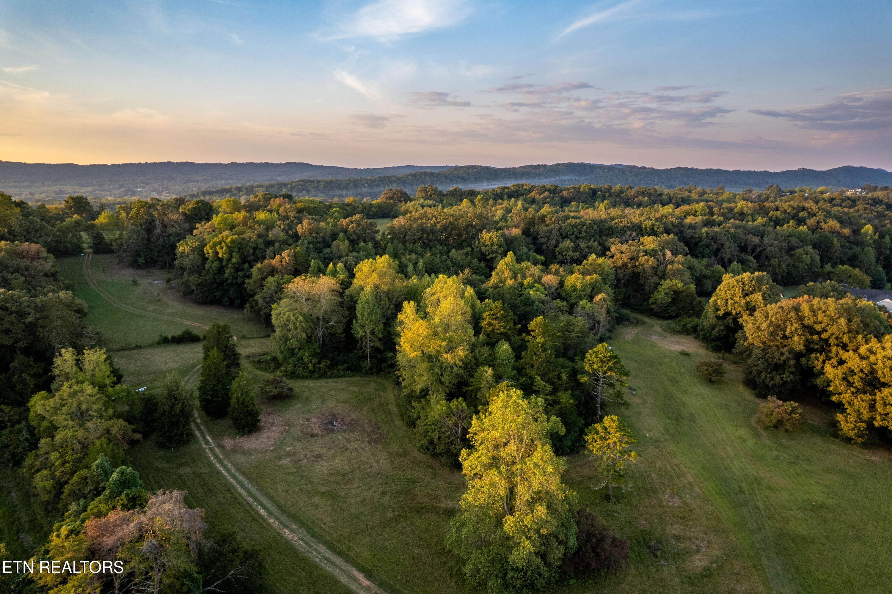 Maryville, Tennessee, 37804, United States, 2 Bedrooms Bedrooms, ,1 BathroomBathrooms,Residential,Active,1945541