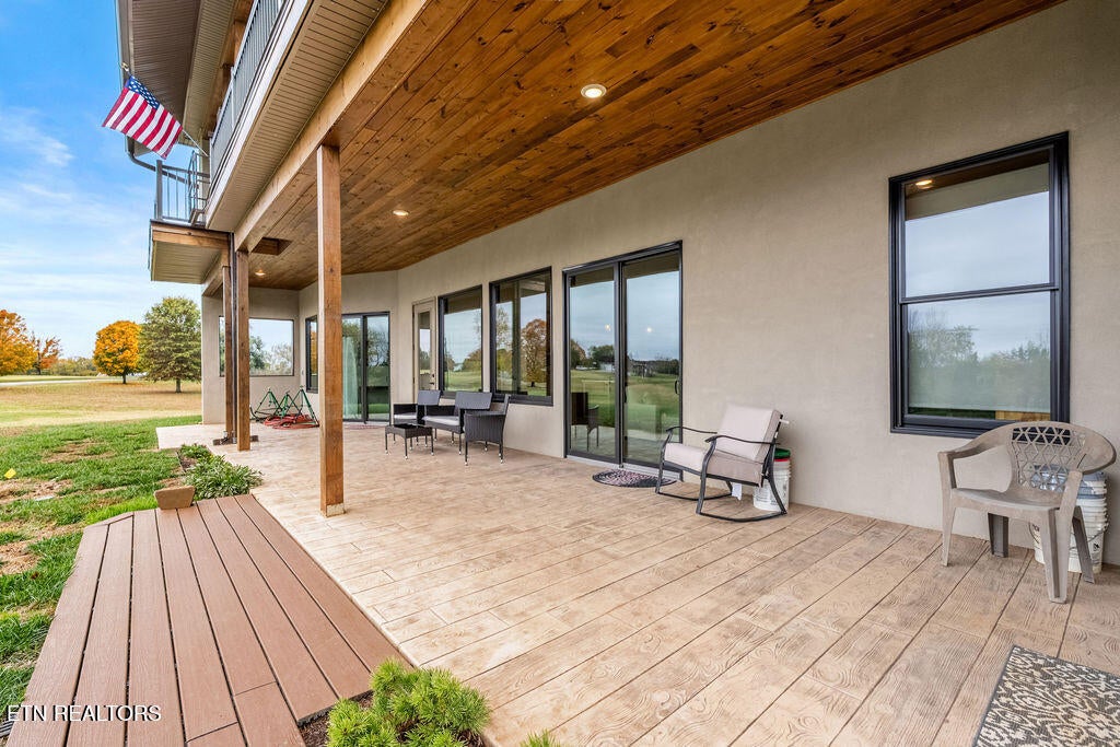 Maryville, Tennessee, 37801, United States, 5 Bedrooms Bedrooms, ,5 BathroomsBathrooms,Residential,Active,2013636