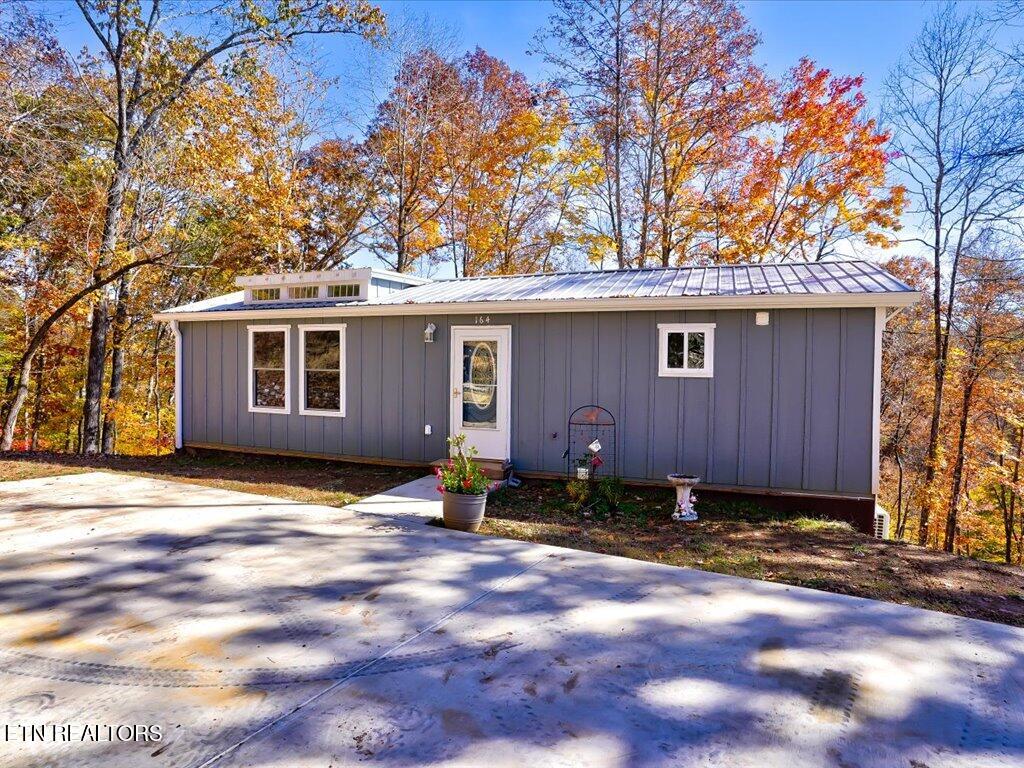 New Tazewell, Tennessee, 37825, United States, 2 Bedrooms Bedrooms, ,2 BathroomsBathrooms,Residential,Active,2007646