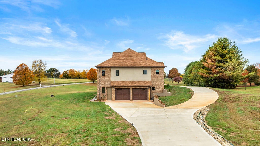 Maryville, Tennessee, 37801, United States, 5 Bedrooms Bedrooms, ,5 BathroomsBathrooms,Residential,Active,2013636