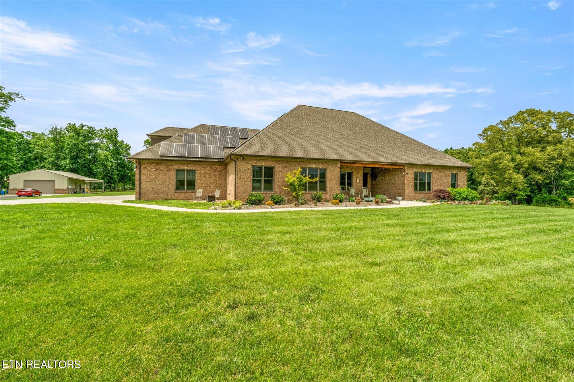 Maryville, Tennessee, 37801, United States, 4 Bedrooms Bedrooms, ,3 BathroomsBathrooms,Residential,Pending,2001366