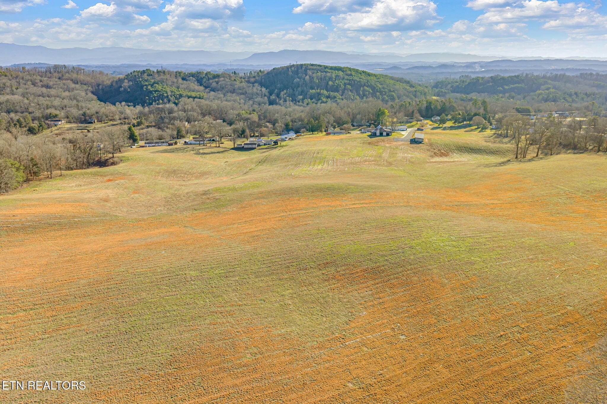 Strawberry Plains, Tennessee, 37871, United States, 3 Bedrooms Bedrooms, ,2 BathroomsBathrooms,Residential,Active,2007043