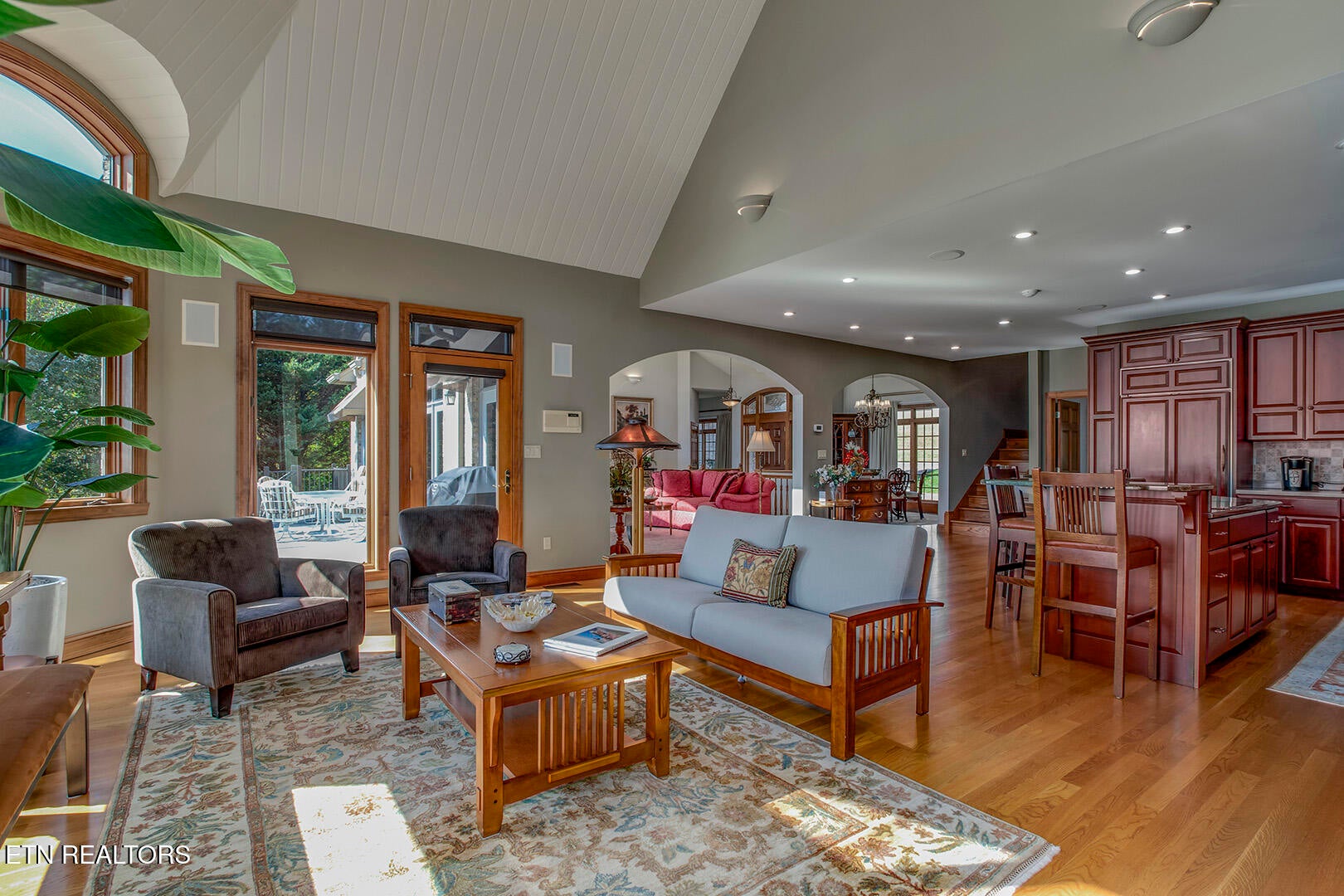 Vonore, Tennessee, 37885, United States, 5 Bedrooms Bedrooms, ,5 BathroomsBathrooms,Residential,Active,1973331