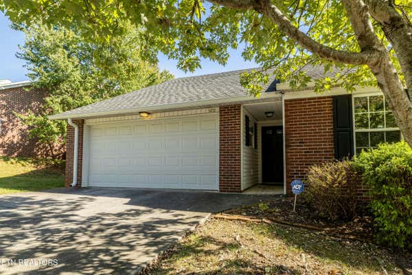 520 BROOKSHIRE WAY, KNOXVILLE, TN 37923 - Image 1