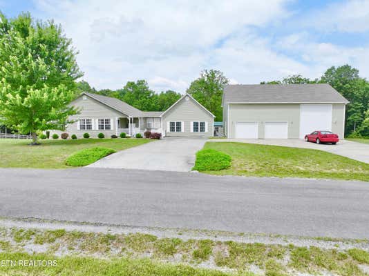 813 CLEAR CREEK PKWY, CLARKRANGE, TN 38553 - Image 1