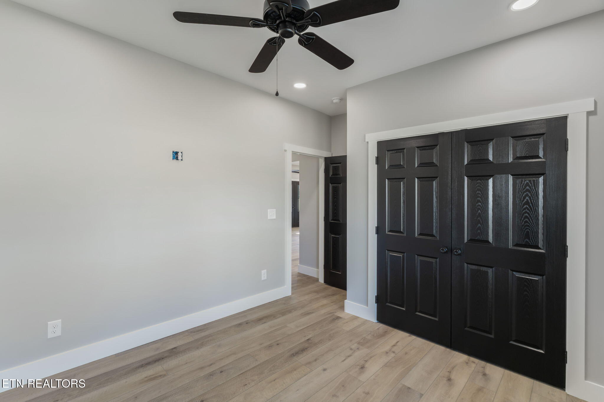 Strawberry Plains, Tennessee, 37871, United States, 3 Bedrooms Bedrooms, ,2 BathroomsBathrooms,Residential,Active,2007043