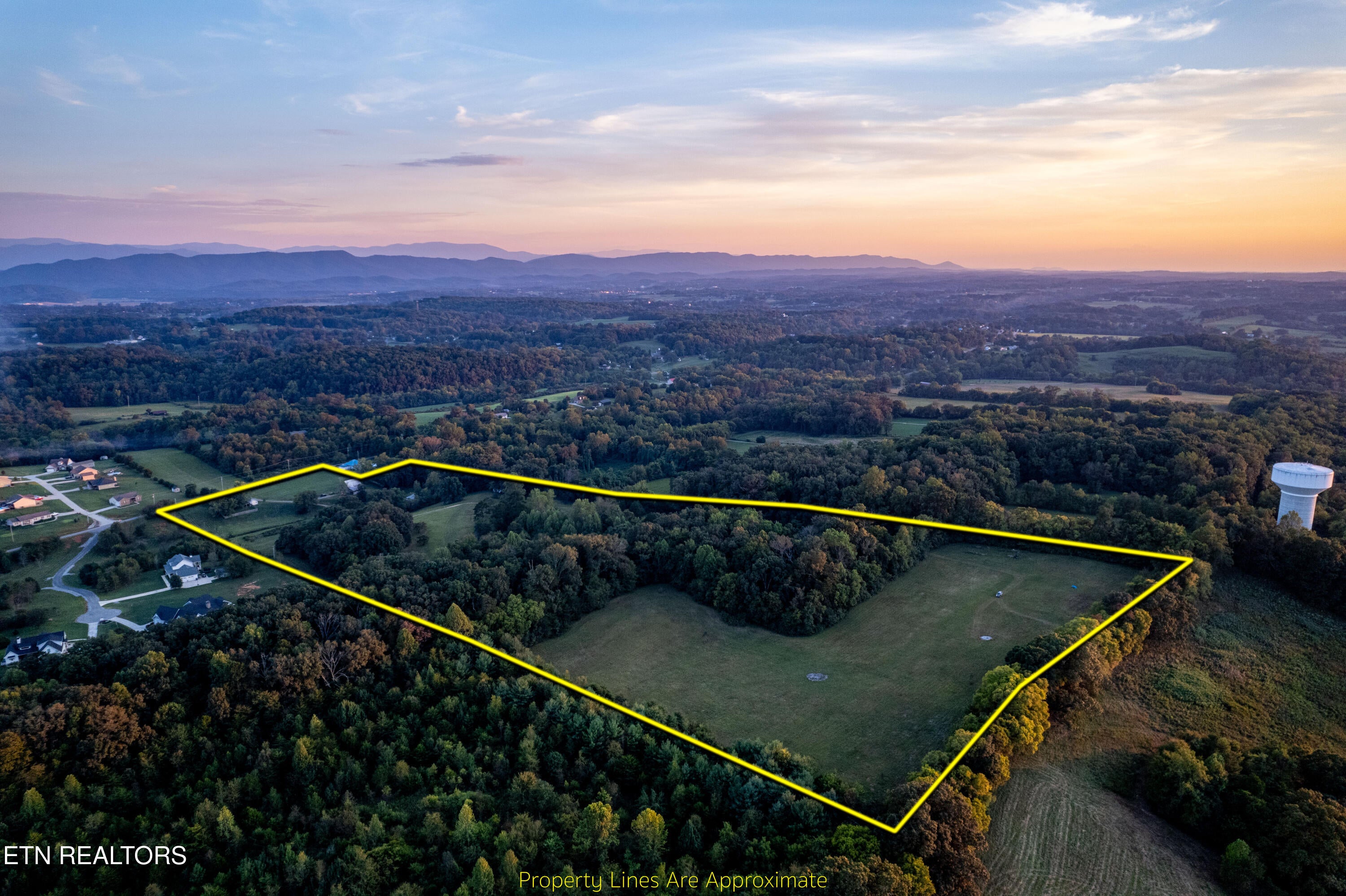 Maryville, Tennessee, 37804, United States, 2 Bedrooms Bedrooms, ,1 BathroomBathrooms,Residential,Active,1945541