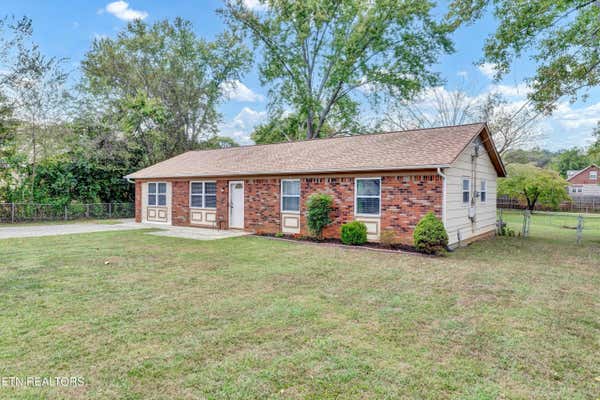 8205 BROKEN ARROW DR, KNOXVILLE, TN 37923 - Image 1