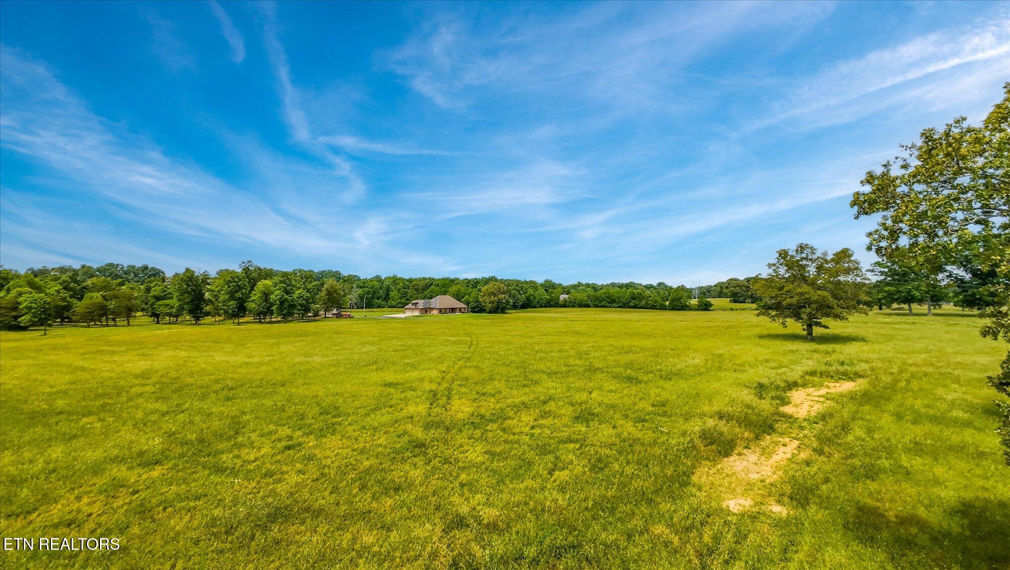 Maryville, Tennessee, 37801, United States, 4 Bedrooms Bedrooms, ,3 BathroomsBathrooms,Residential,Pending,2001366