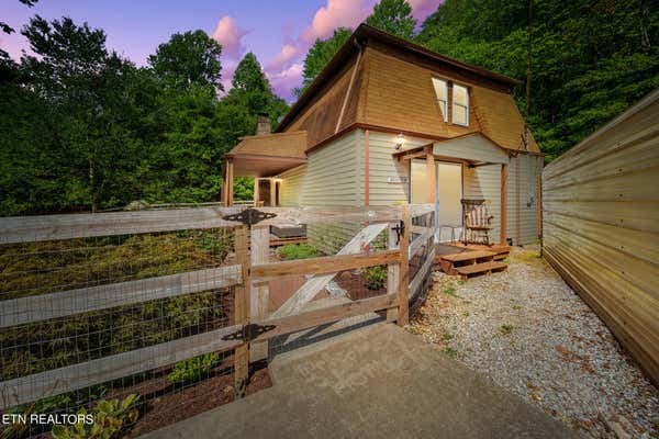 2830 SUGAR GROVE VALLEY RD, HARRIMAN, TN 37748 - Image 1