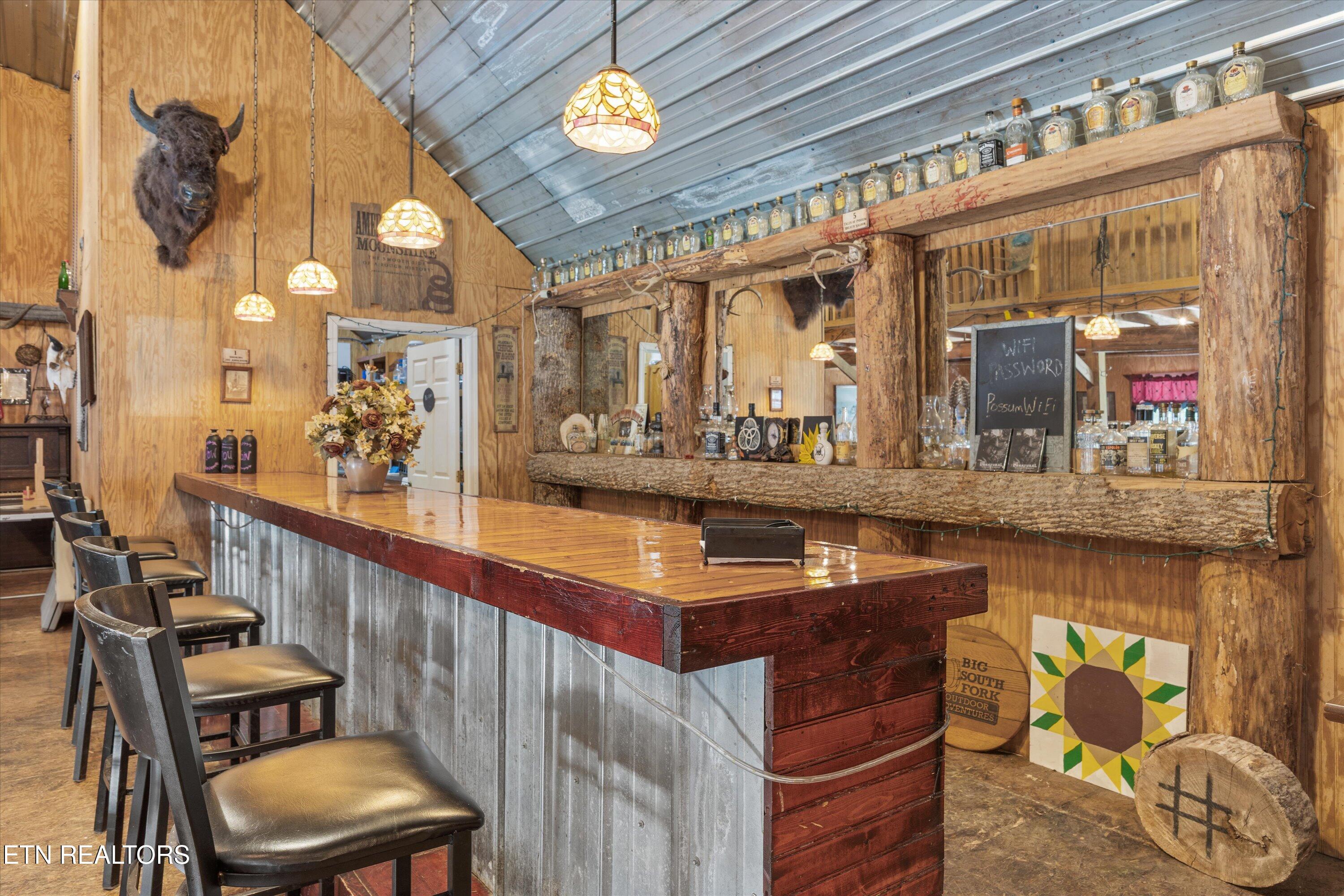 Winfield, Tennessee, 37892, United States, 18 Bedrooms Bedrooms, ,8 BathroomsBathrooms,Residential,Active,1920273