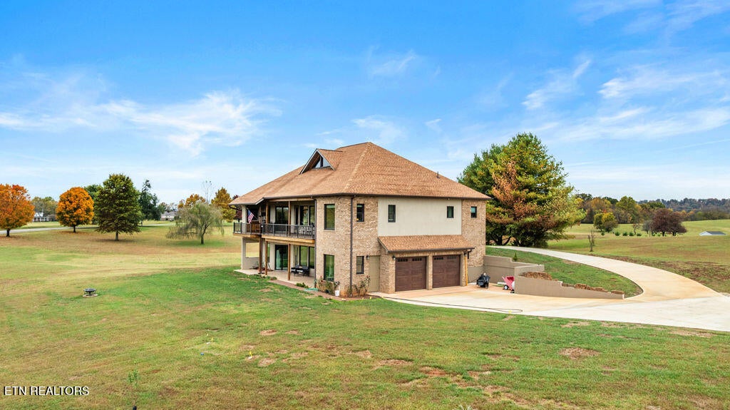 Maryville, Tennessee, 37801, United States, 5 Bedrooms Bedrooms, ,5 BathroomsBathrooms,Residential,Active,2013636