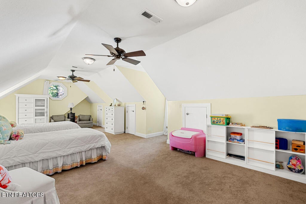 Loudon, Tennessee, 37774, United States, 4 Bedrooms Bedrooms, ,5 BathroomsBathrooms,Residential,Active,1968404