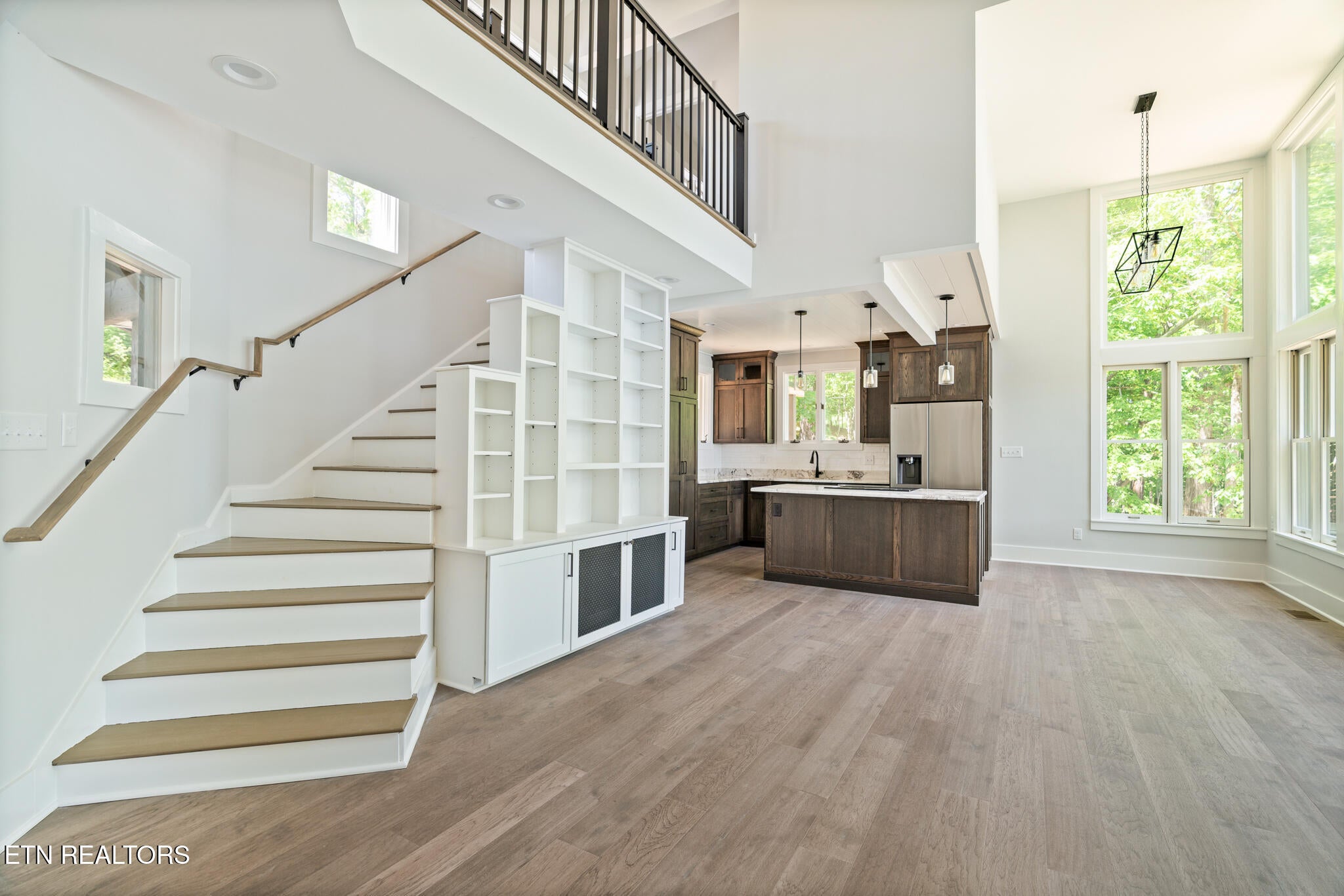 Louisville, Tennessee, 37777, United States, 3 Bedrooms Bedrooms, ,3 BathroomsBathrooms,Residential,Active,2007978