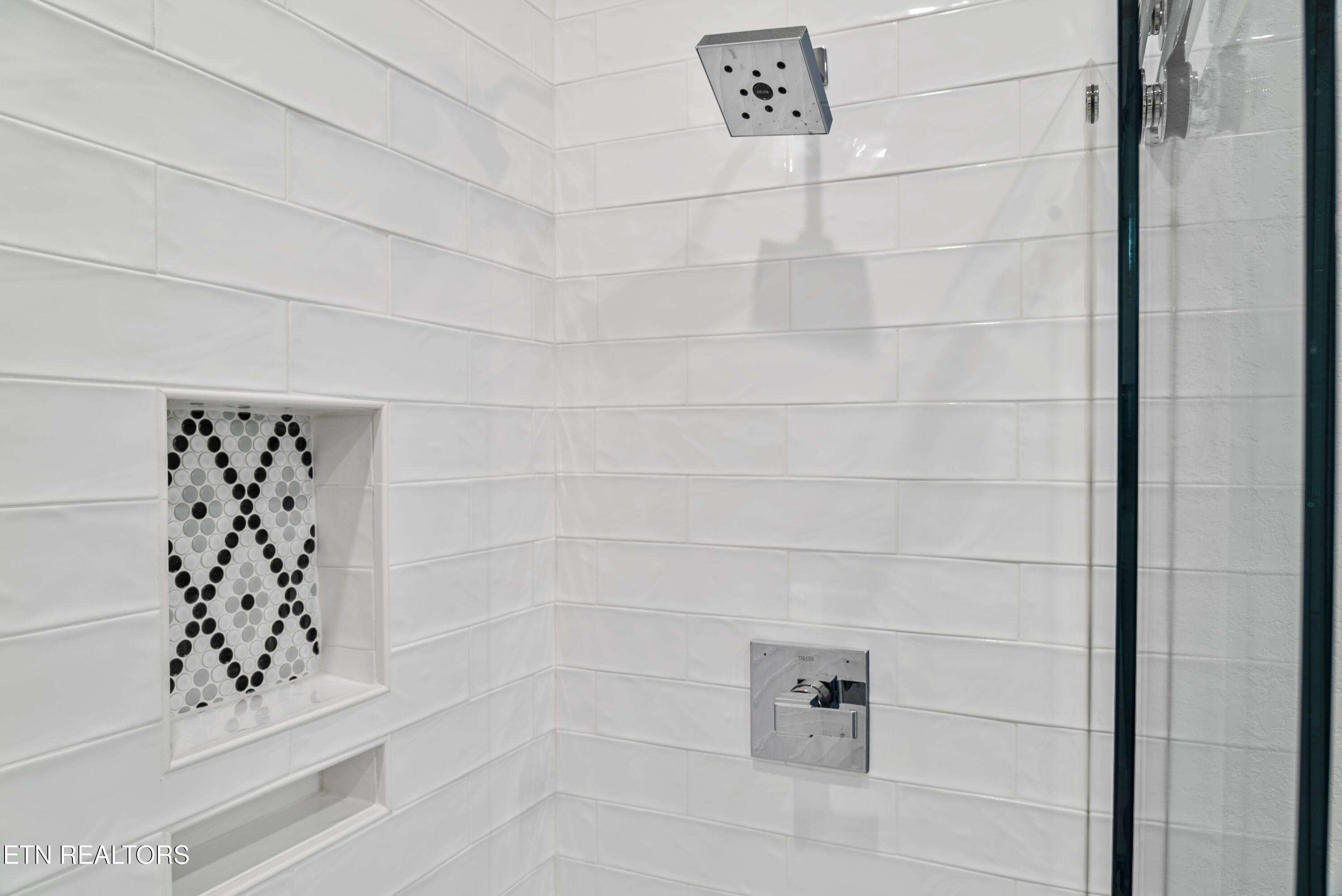 Friendsville, Tennessee, 37737, United States, ,6 BathroomsBathrooms,Residential,Active,1770160