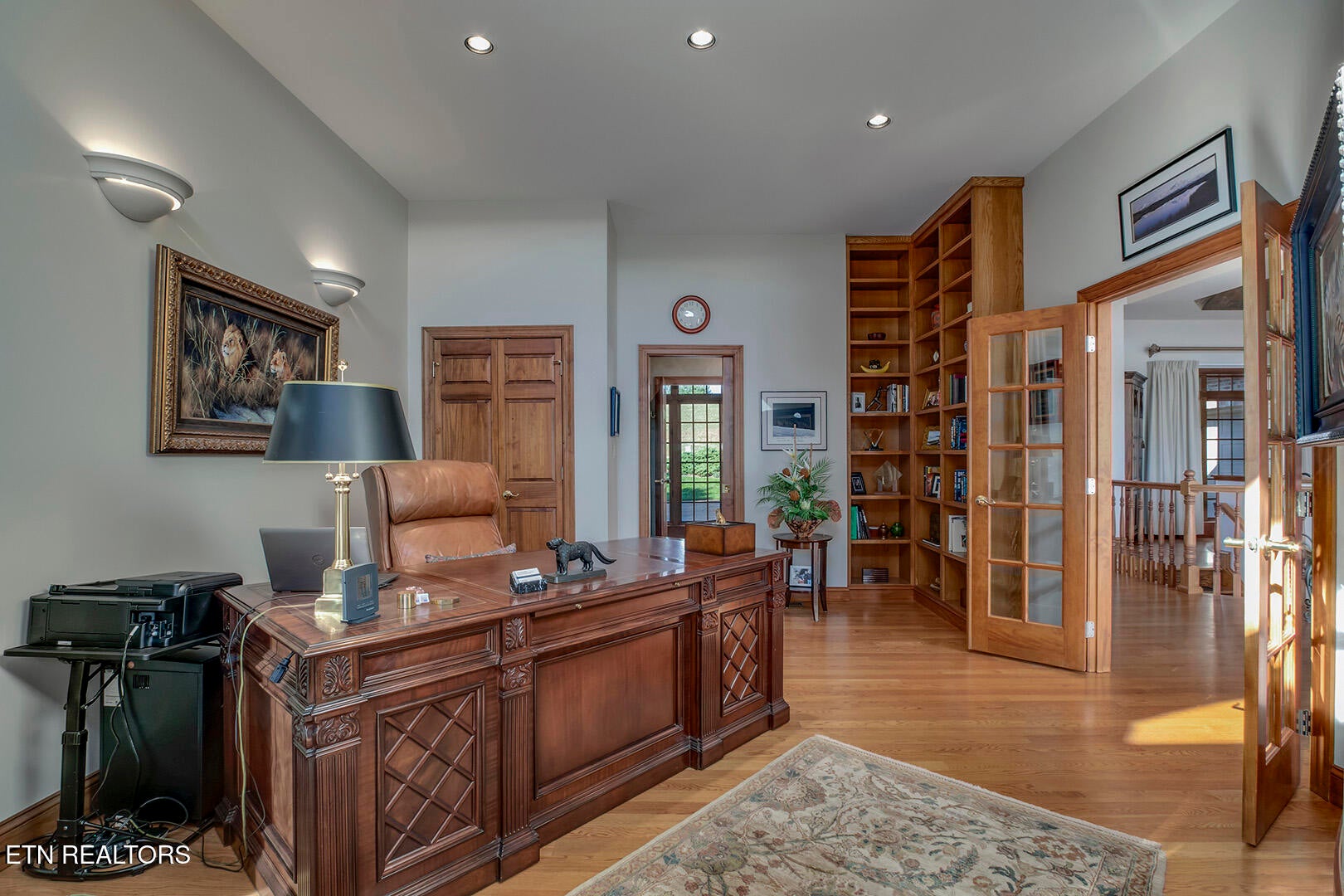 Vonore, Tennessee, 37885, United States, 5 Bedrooms Bedrooms, ,5 BathroomsBathrooms,Residential,Active,1973331