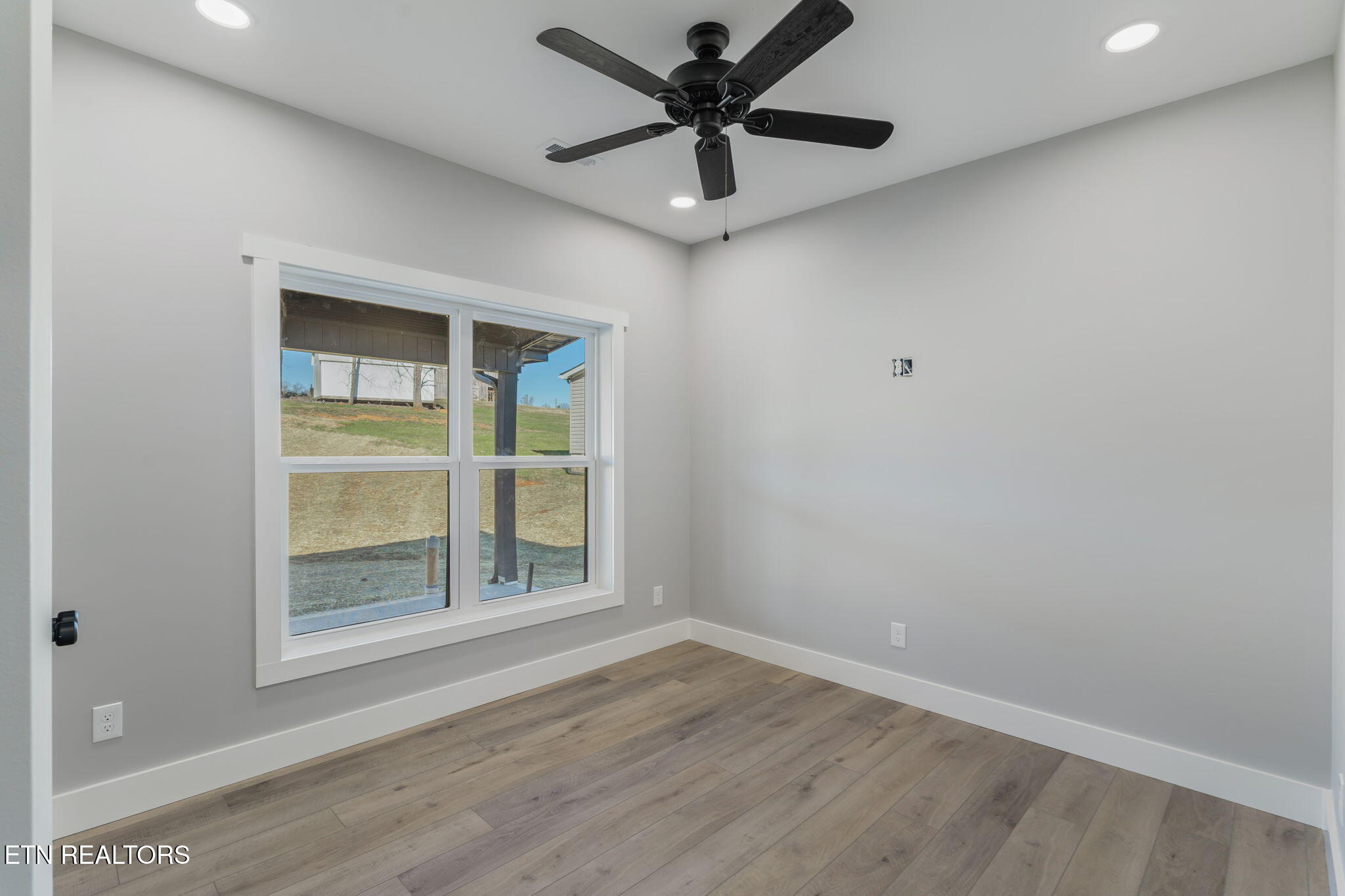 Strawberry Plains, Tennessee, 37871, United States, 3 Bedrooms Bedrooms, ,2 BathroomsBathrooms,Residential,Active,2007043