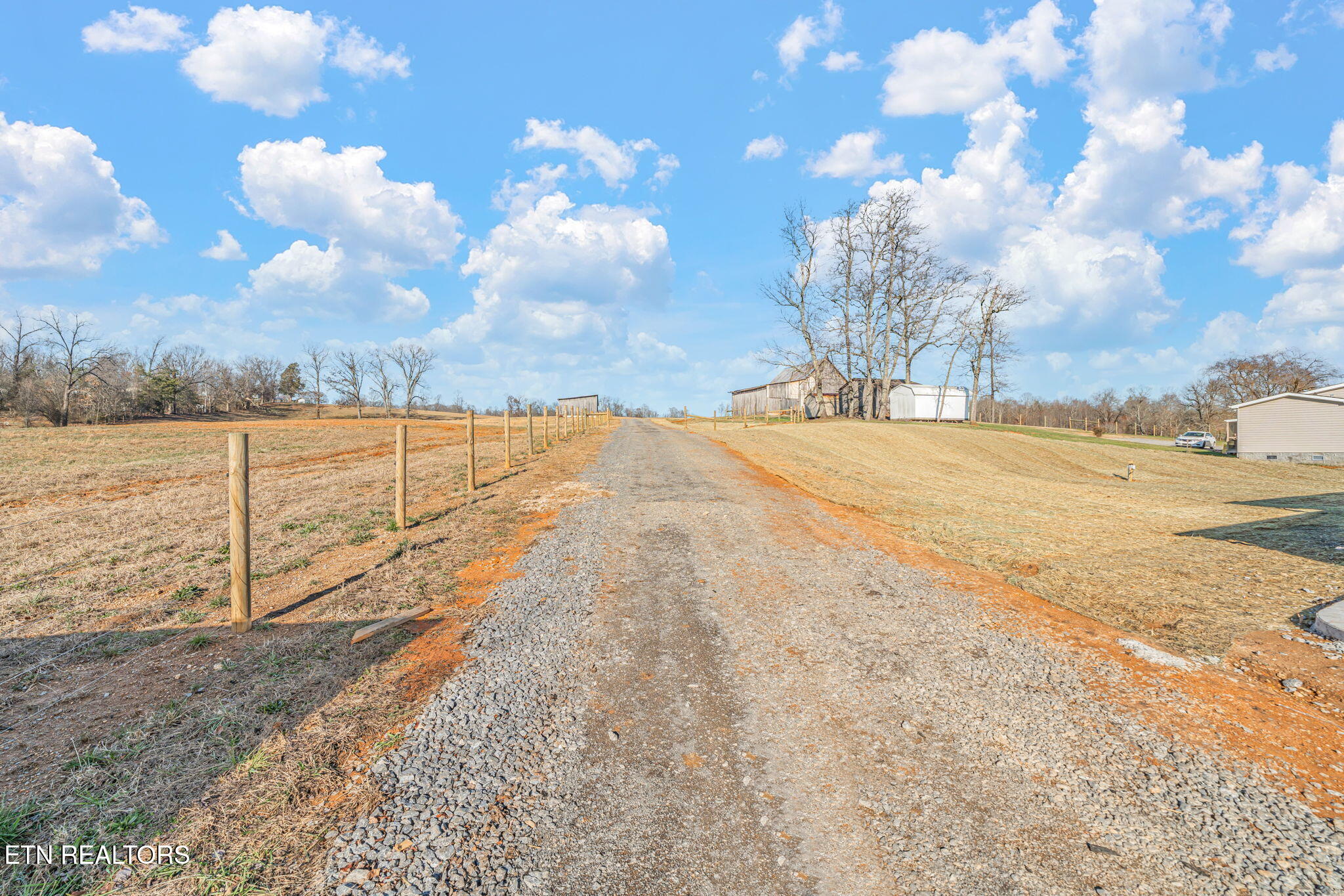 Strawberry Plains, Tennessee, 37871, United States, 3 Bedrooms Bedrooms, ,2 BathroomsBathrooms,Residential,Active,2007043