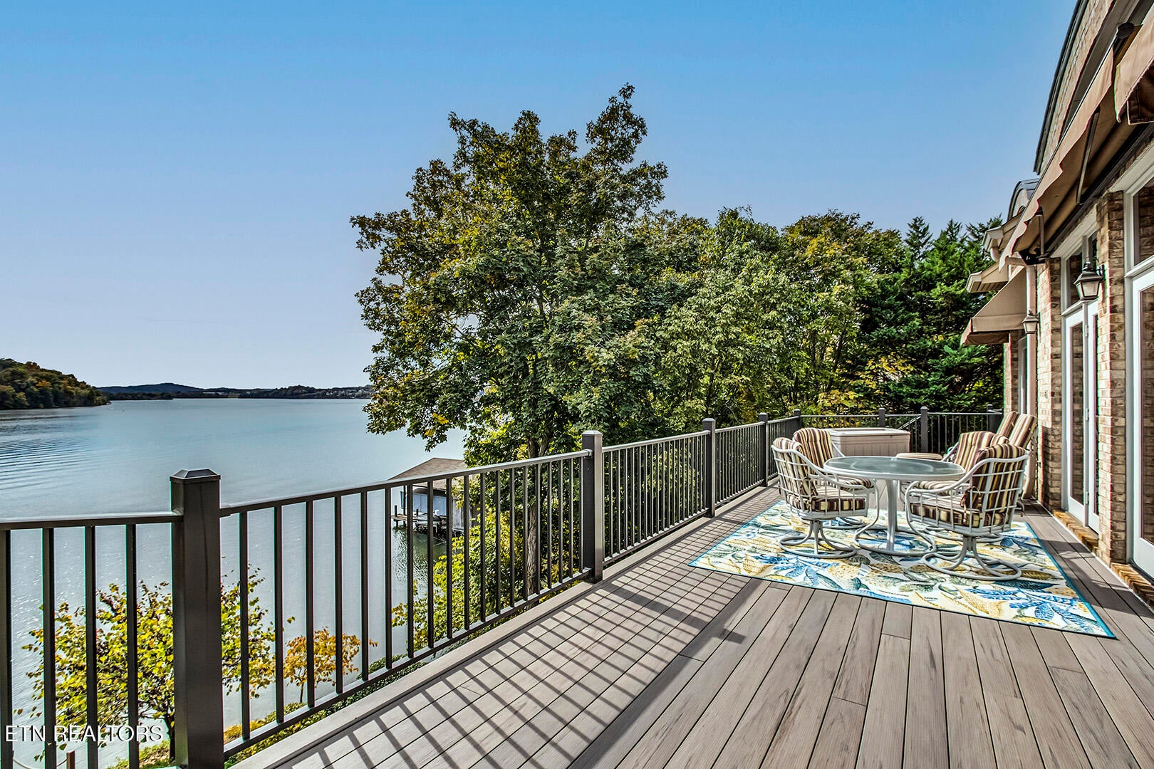 Vonore, Tennessee, 37885, United States, 5 Bedrooms Bedrooms, ,5 BathroomsBathrooms,Residential,Active,1973331