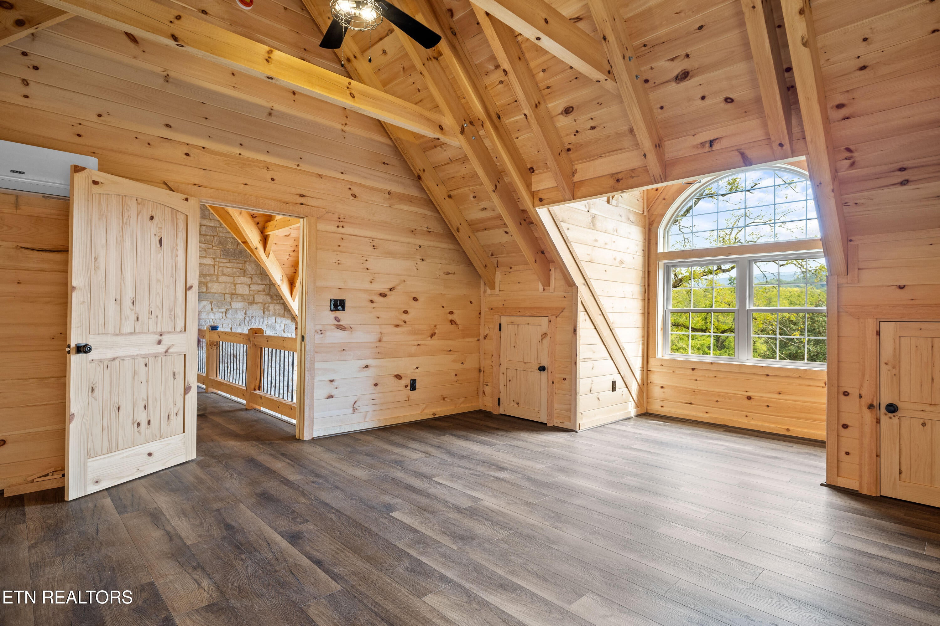 Maryville, Tennessee, 37803, United States, 3 Bedrooms Bedrooms, ,4 BathroomsBathrooms,Residential,Active,1952296