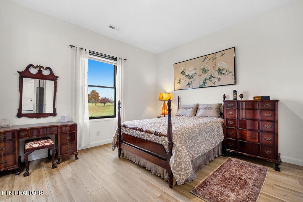 Maryville, Tennessee, 37801, United States, 5 Bedrooms Bedrooms, ,5 BathroomsBathrooms,Residential,Active,2013636