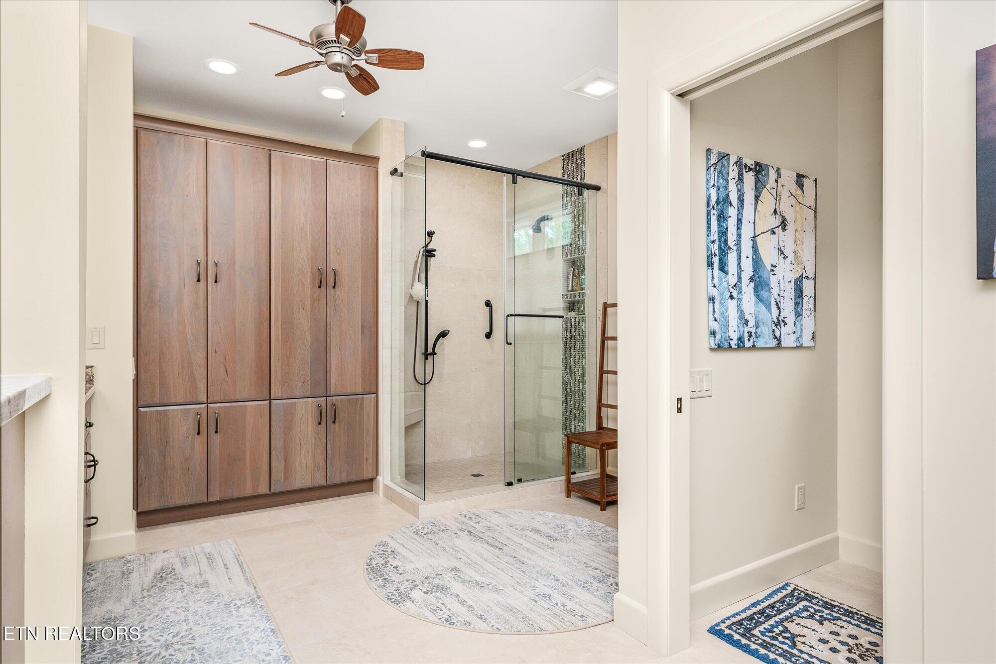 Crossville, Tennessee, 38558, United States, 4 Bedrooms Bedrooms, ,4 BathroomsBathrooms,Residential,Active,1909627