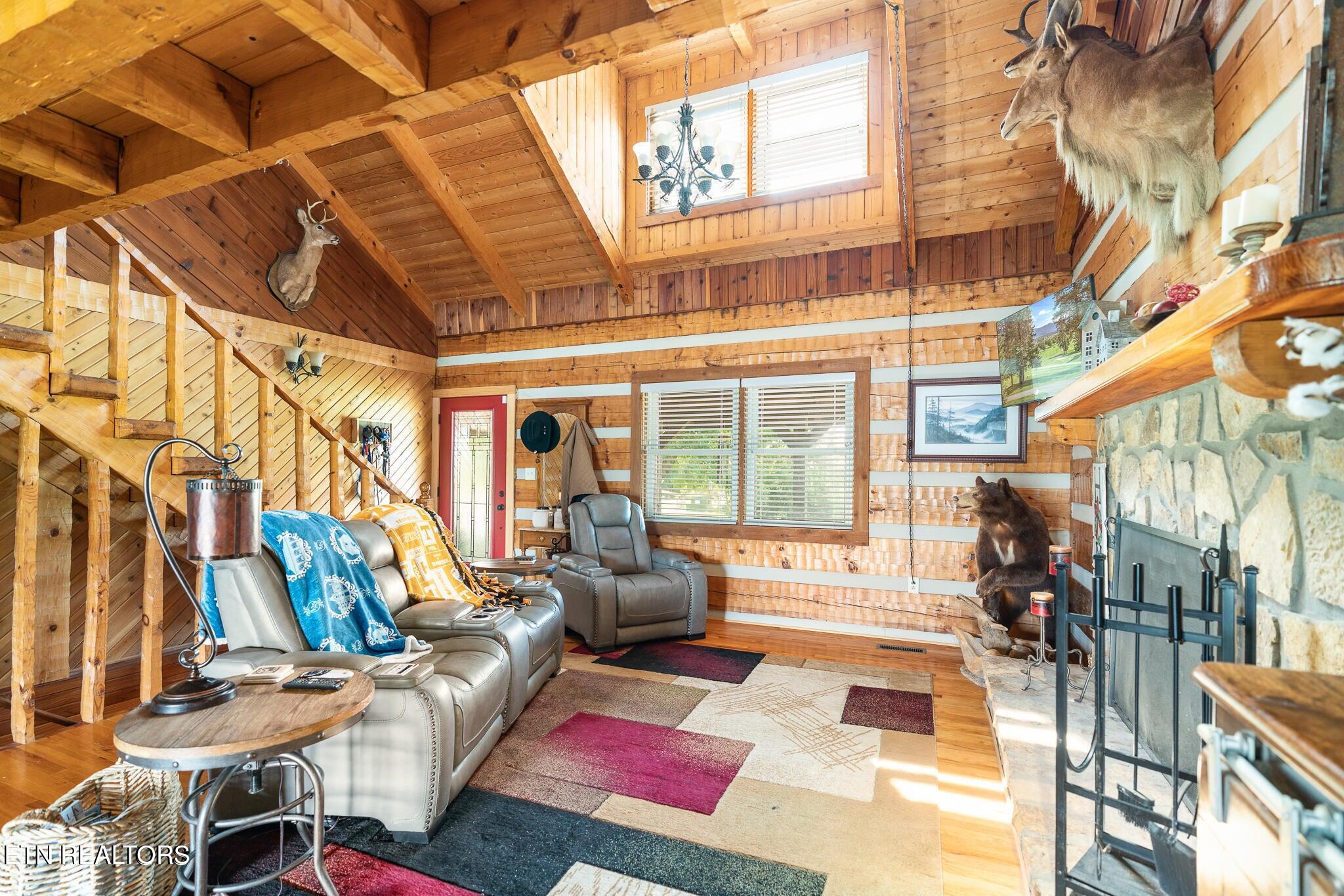 Dandridge, Tennessee, 37725, United States, ,4 BathroomsBathrooms,Residential,Active,1808228