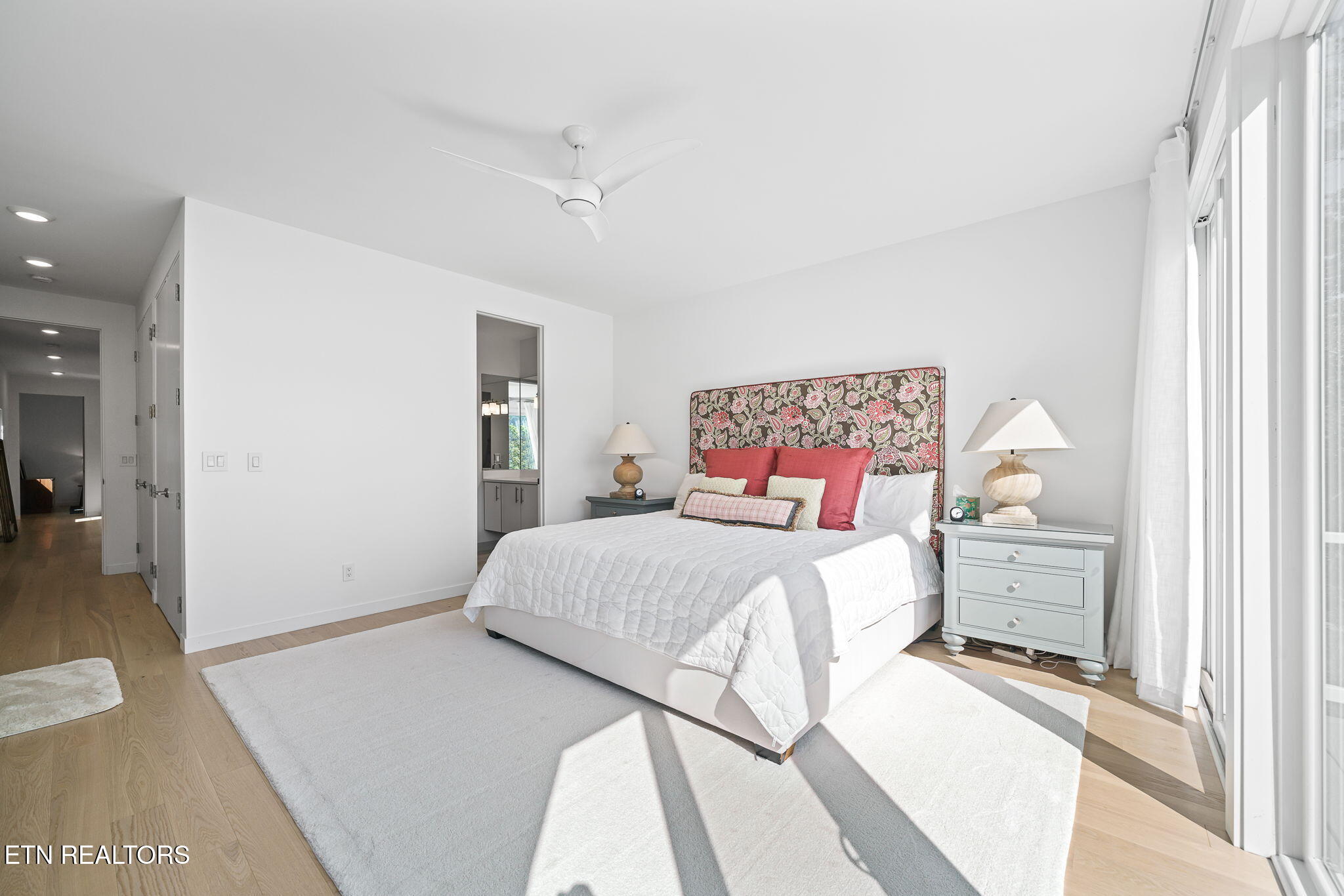 Crawford, Tennessee, 38554, United States, 3 Bedrooms Bedrooms, ,4 BathroomsBathrooms,Residential,Active,1959527