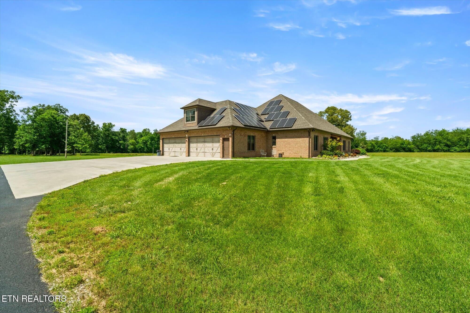 Maryville, Tennessee, 37801, United States, 4 Bedrooms Bedrooms, ,3 BathroomsBathrooms,Residential,Pending,2001366