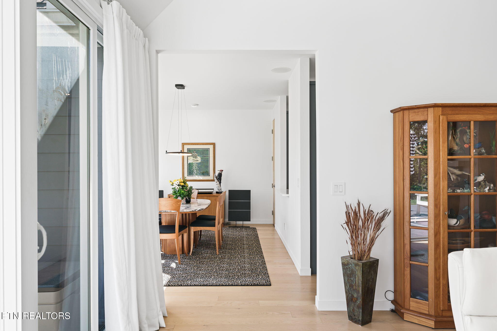 Crawford, Tennessee, 38554, United States, 3 Bedrooms Bedrooms, ,4 BathroomsBathrooms,Residential,Active,1959527