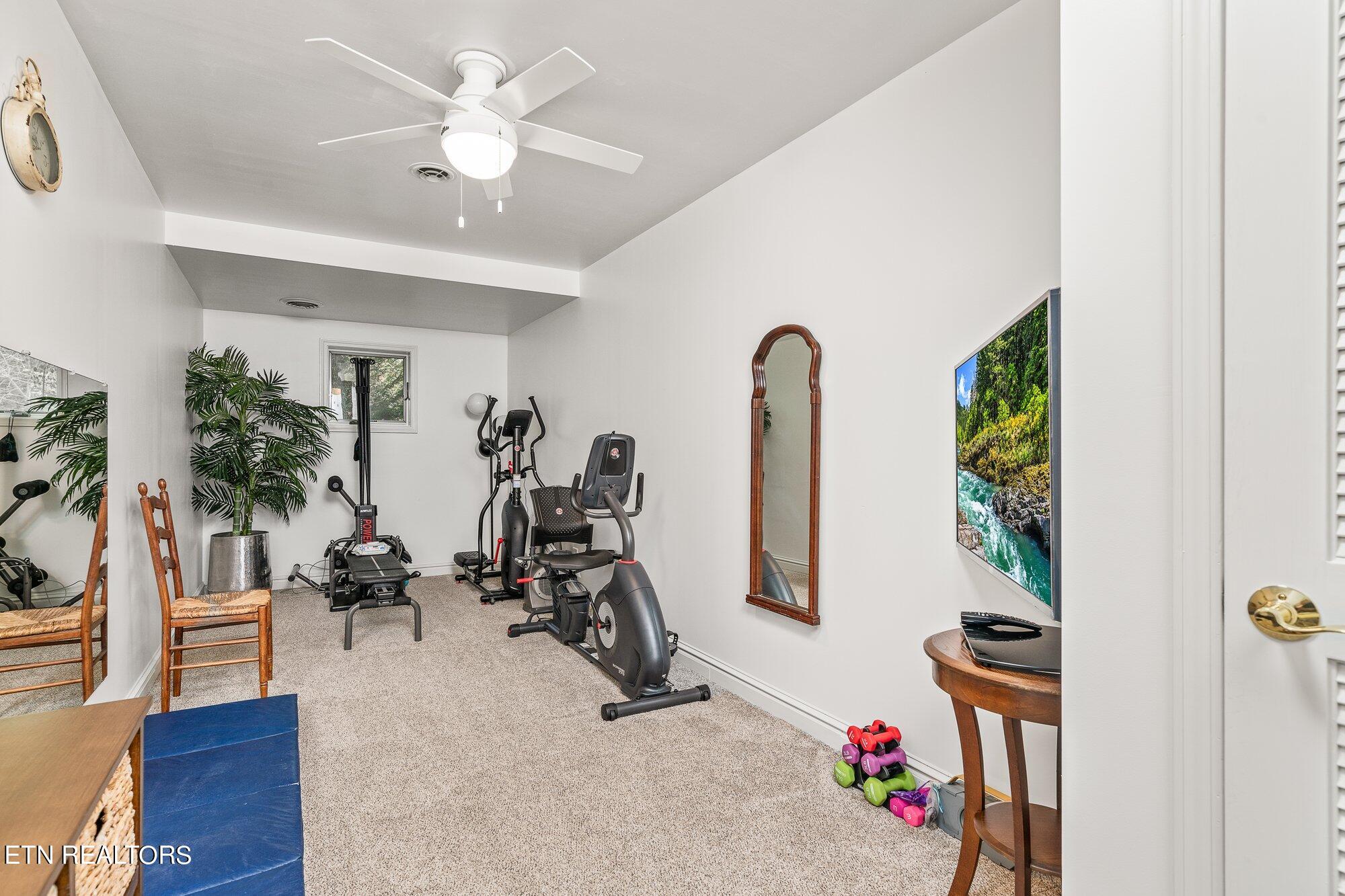 Crossville, Tennessee, 38558, United States, ,4 BathroomsBathrooms,Residential,Active,1748197