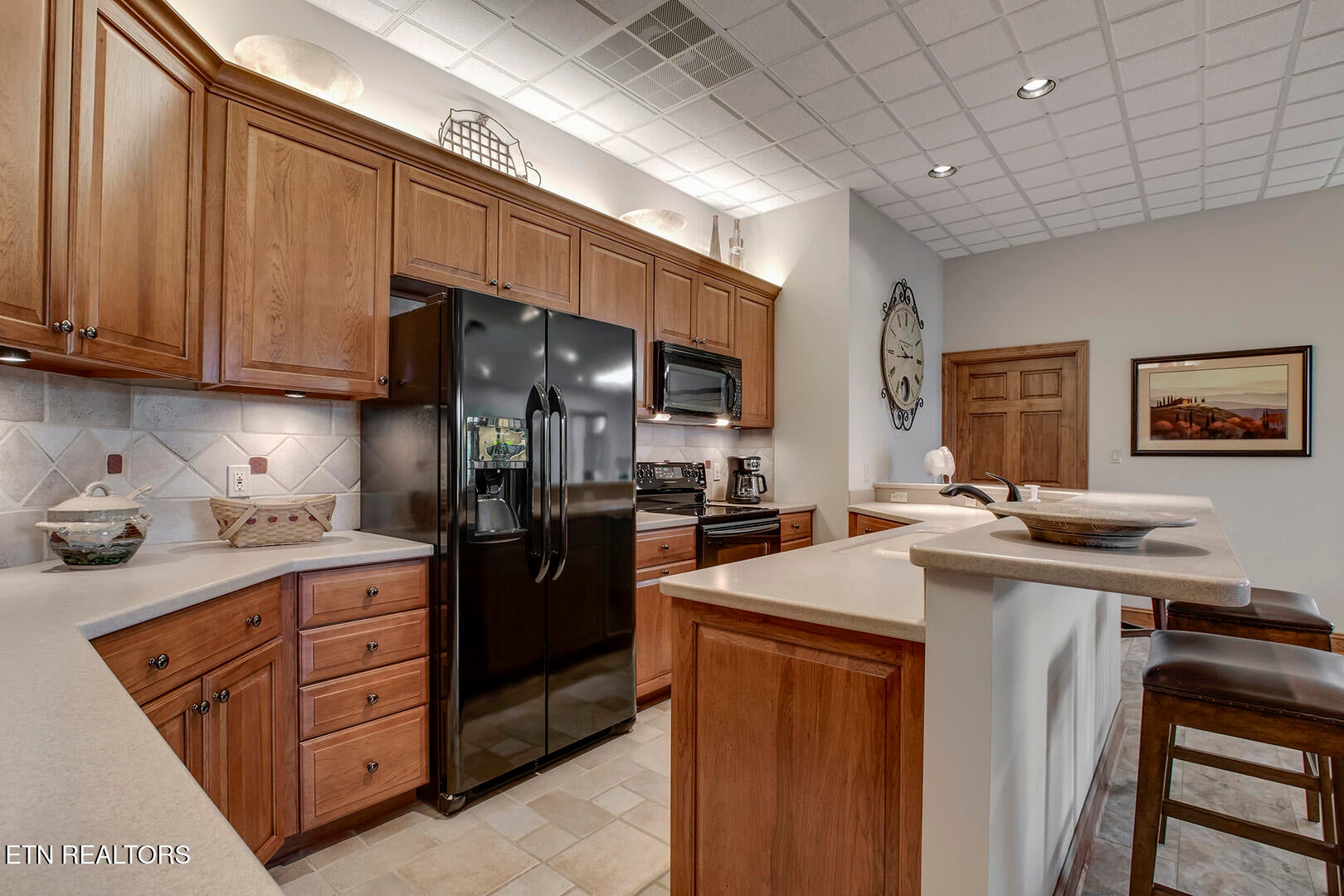 Vonore, Tennessee, 37885, United States, 5 Bedrooms Bedrooms, ,5 BathroomsBathrooms,Residential,Active,1973331