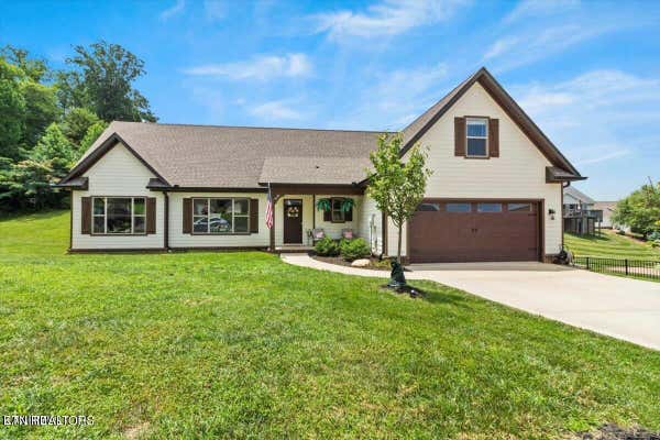 605 PEACHTREE DR, MARYVILLE, TN 37801 - Image 1