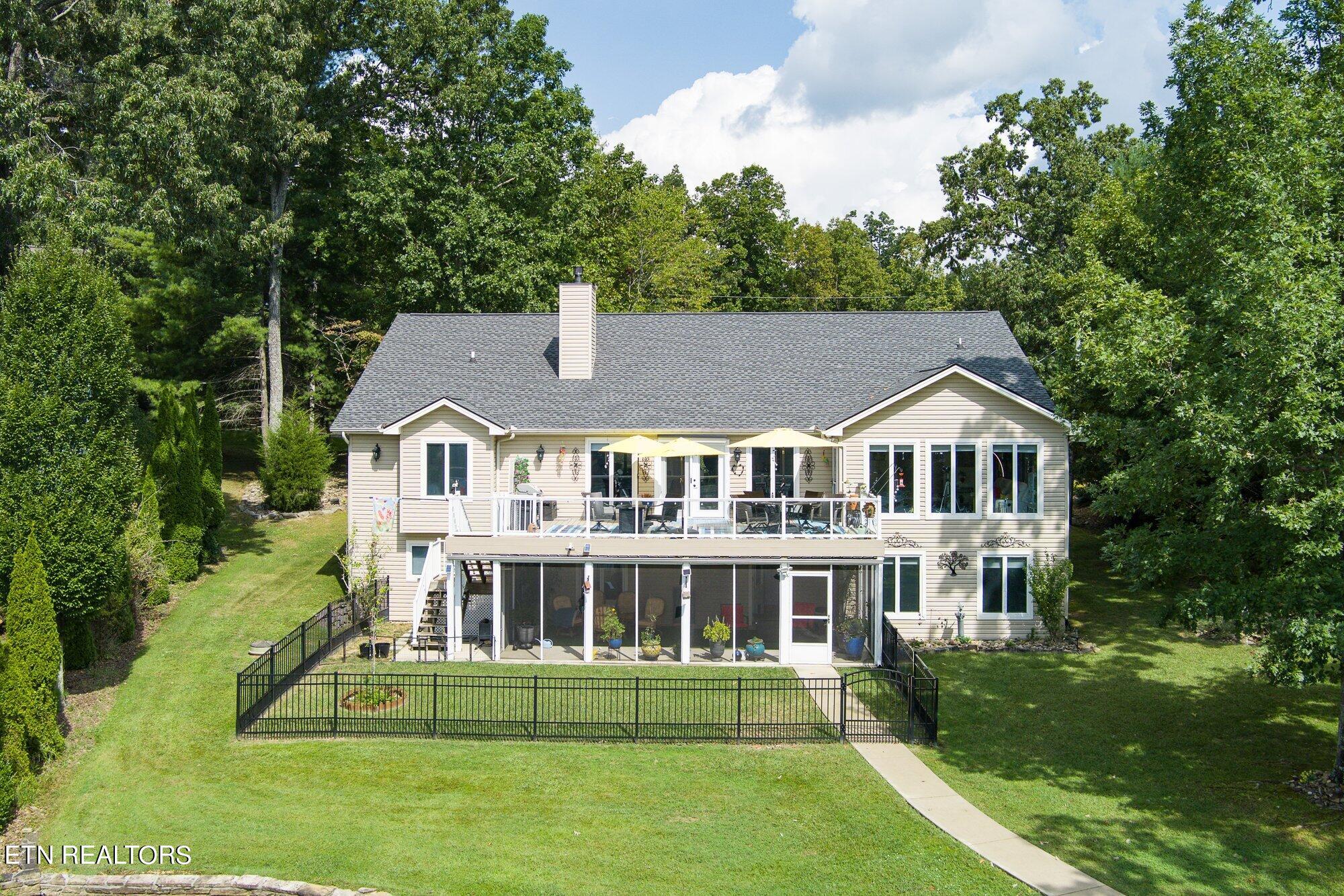 Crossville, Tennessee, 38558, United States, ,4 BathroomsBathrooms,Residential,Active,1748197