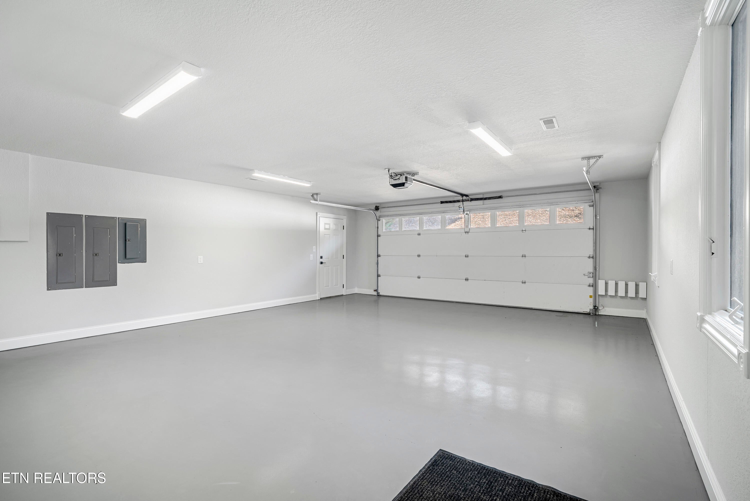 Friendsville, Tennessee, 37737, United States, ,6 BathroomsBathrooms,Residential,Active,1770160