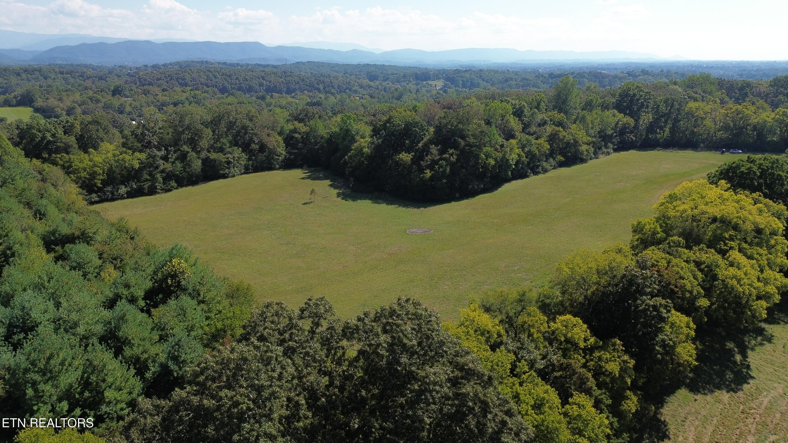 Maryville, Tennessee, 37804, United States, 2 Bedrooms Bedrooms, ,1 BathroomBathrooms,Residential,Active,1945541