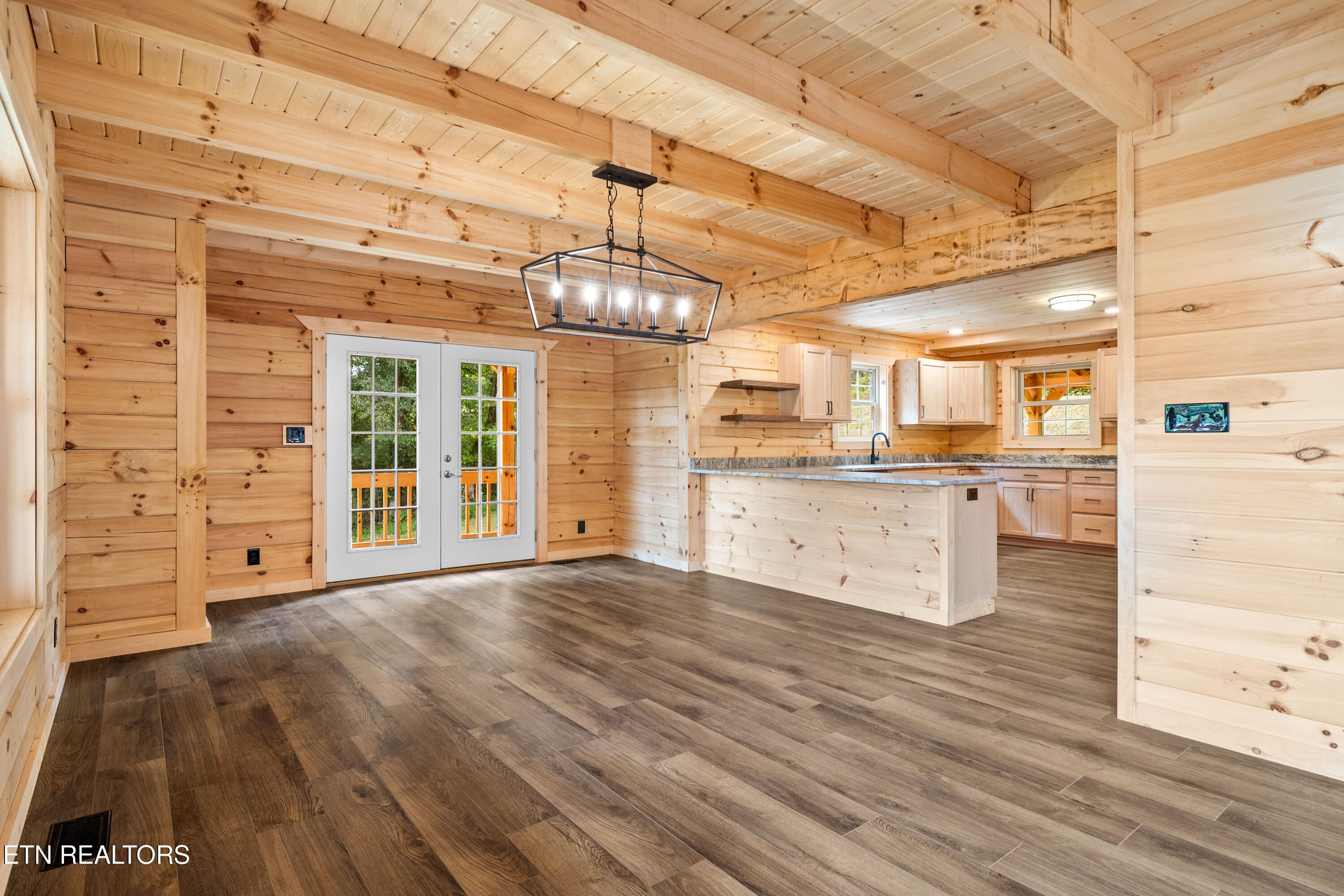 Maryville, Tennessee, 37803, United States, 3 Bedrooms Bedrooms, ,4 BathroomsBathrooms,Residential,Active,1952296