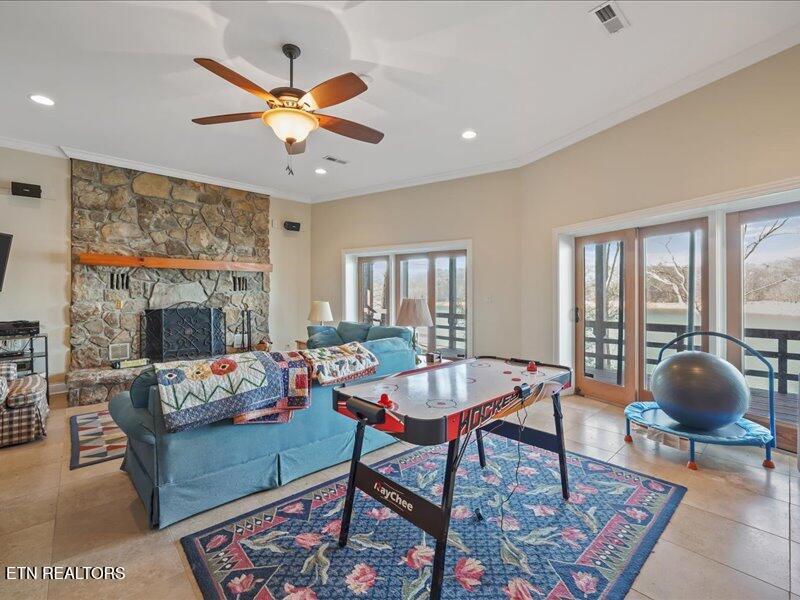 Andersonville, Tennessee, 37705, United States, 4 Bedrooms Bedrooms, ,4 BathroomsBathrooms,Residential,Active,2009809